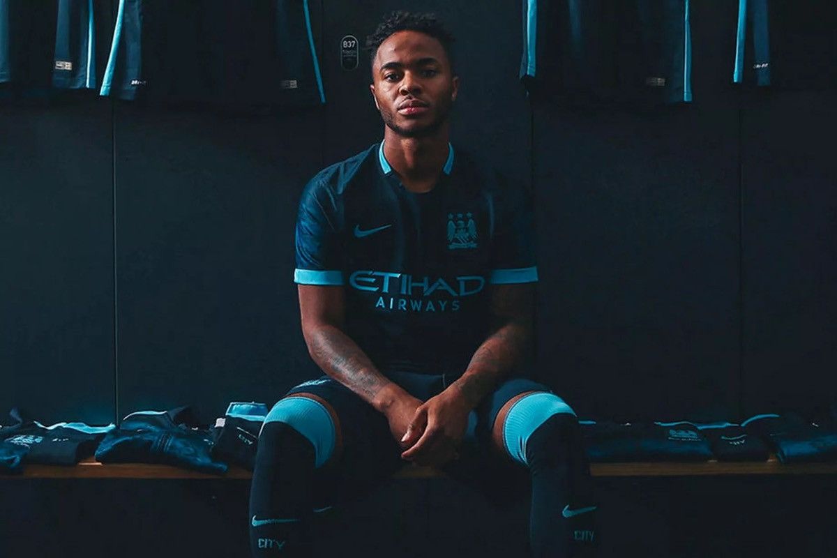 Vintage Manchester City Nike Jersey T-shirt 2015 2016 Size US M / EU 48-50 / 2 - 4 Thumbnail
