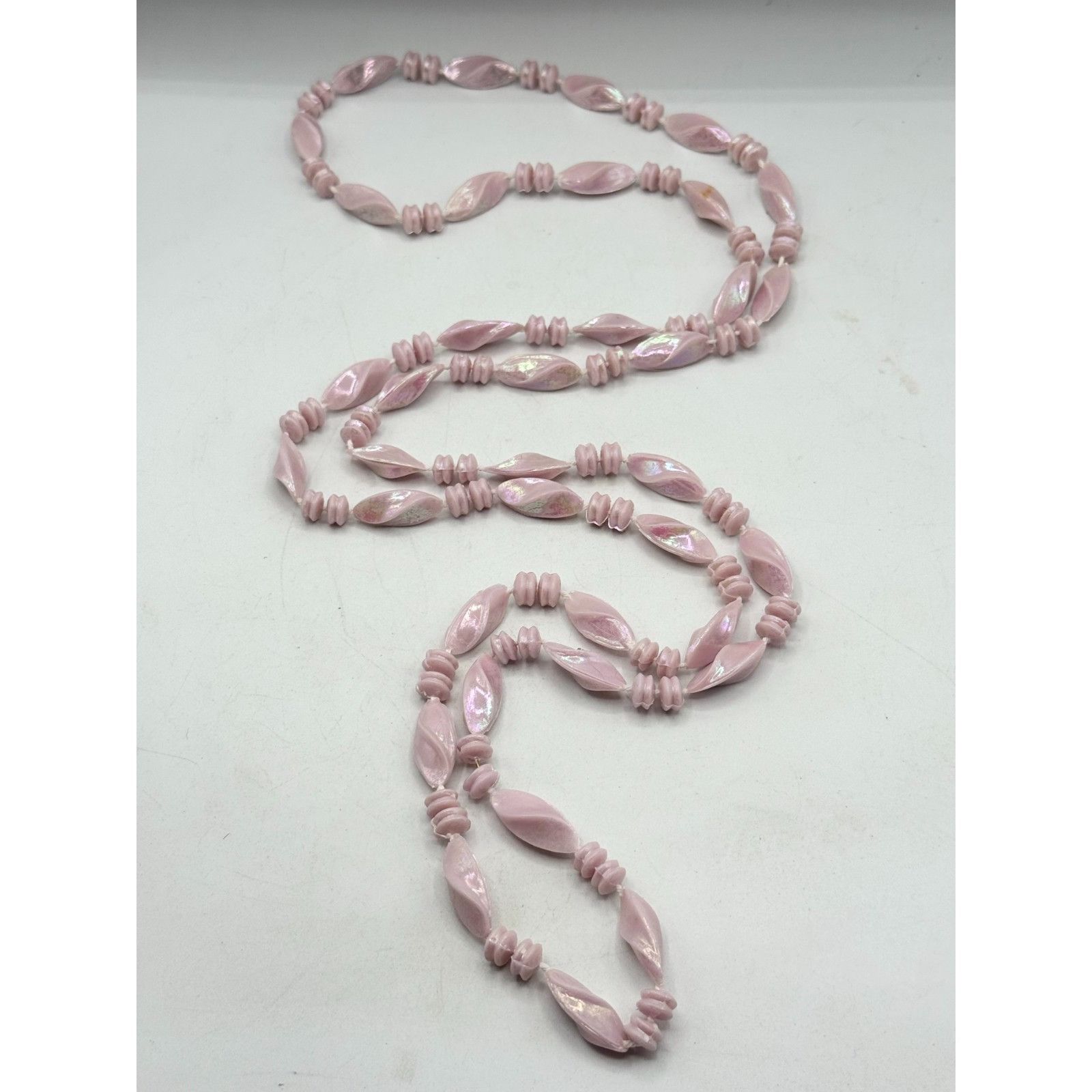 Vintage Vintage iridescent purple acrylic spiral beaded long necklac Size ONE SIZE - 2 Thumbnail