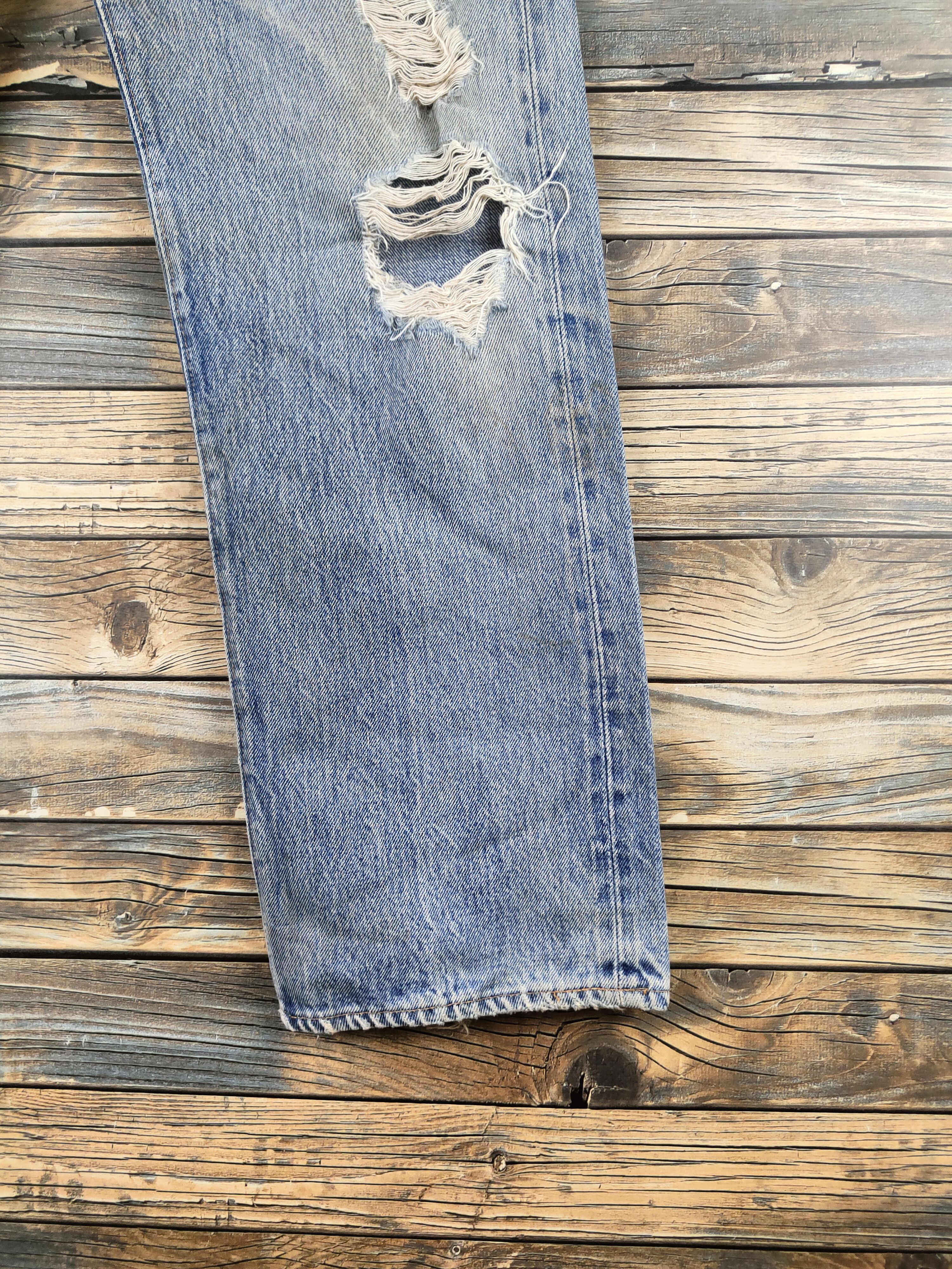 Levi's DL 80' 501 Vintage Levi's Distressed Ripped Jeans #46-828 Size US 30 / EU 46 - 6 Thumbnail