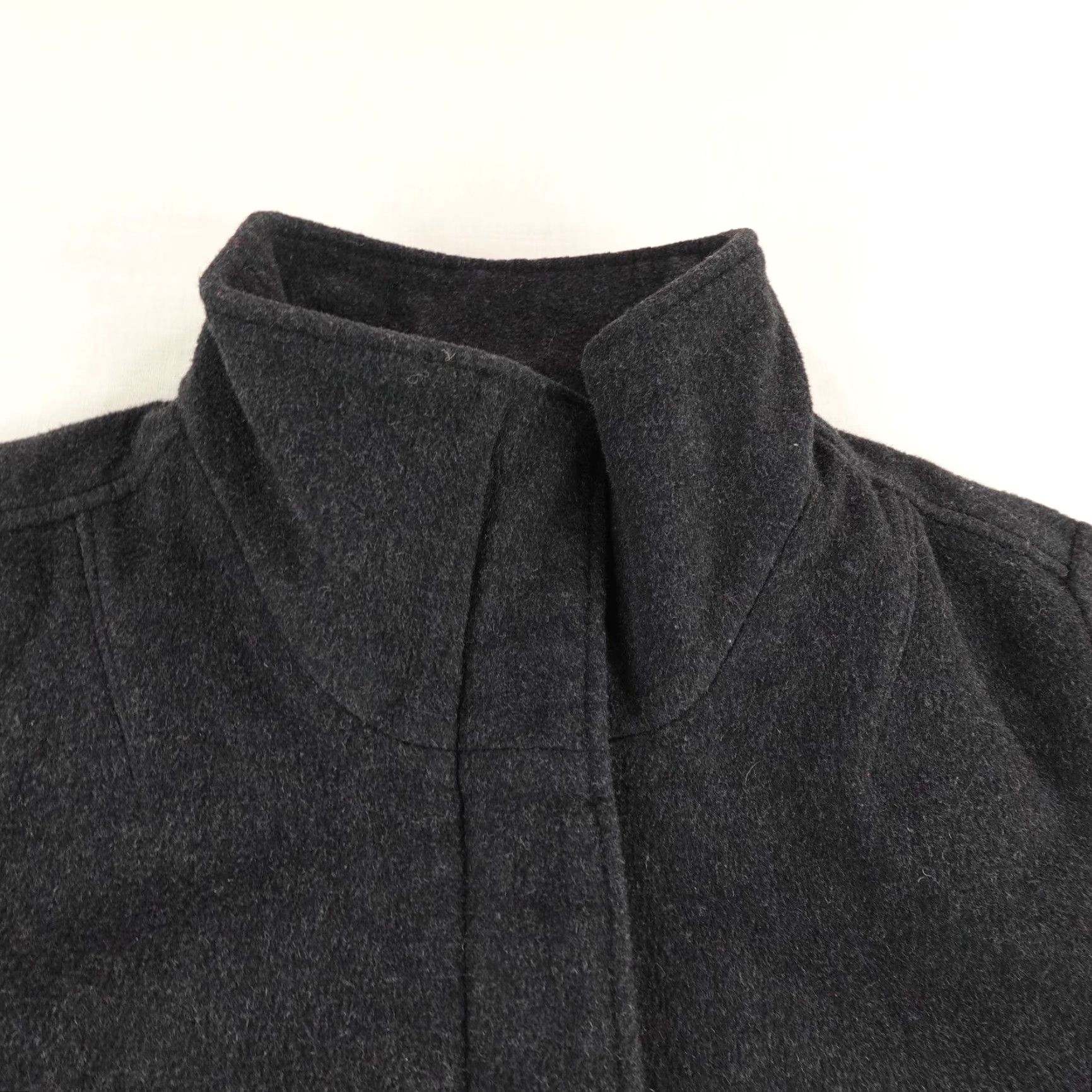 Pendleton Pendleton Jacket Womens Large Wool Blend Striped Lining Winter Coat Zip Up Size L / US 10 / IT 46 - 2 Thumbnail