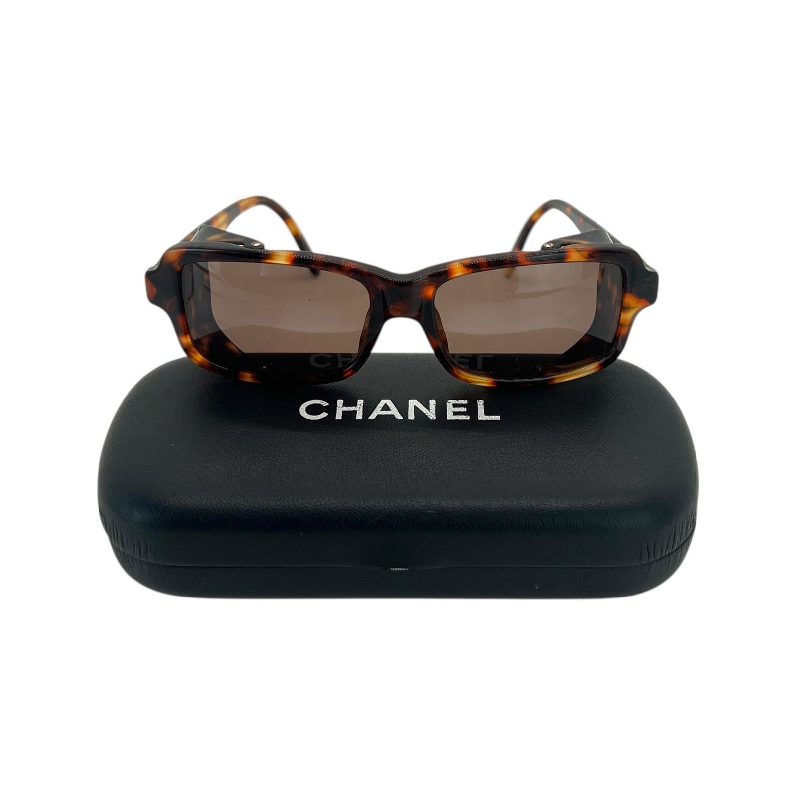 Chanel Chanel Tortoise Shell Blinder Sunglasses Size ONE SIZE - 2 Thumbnail
