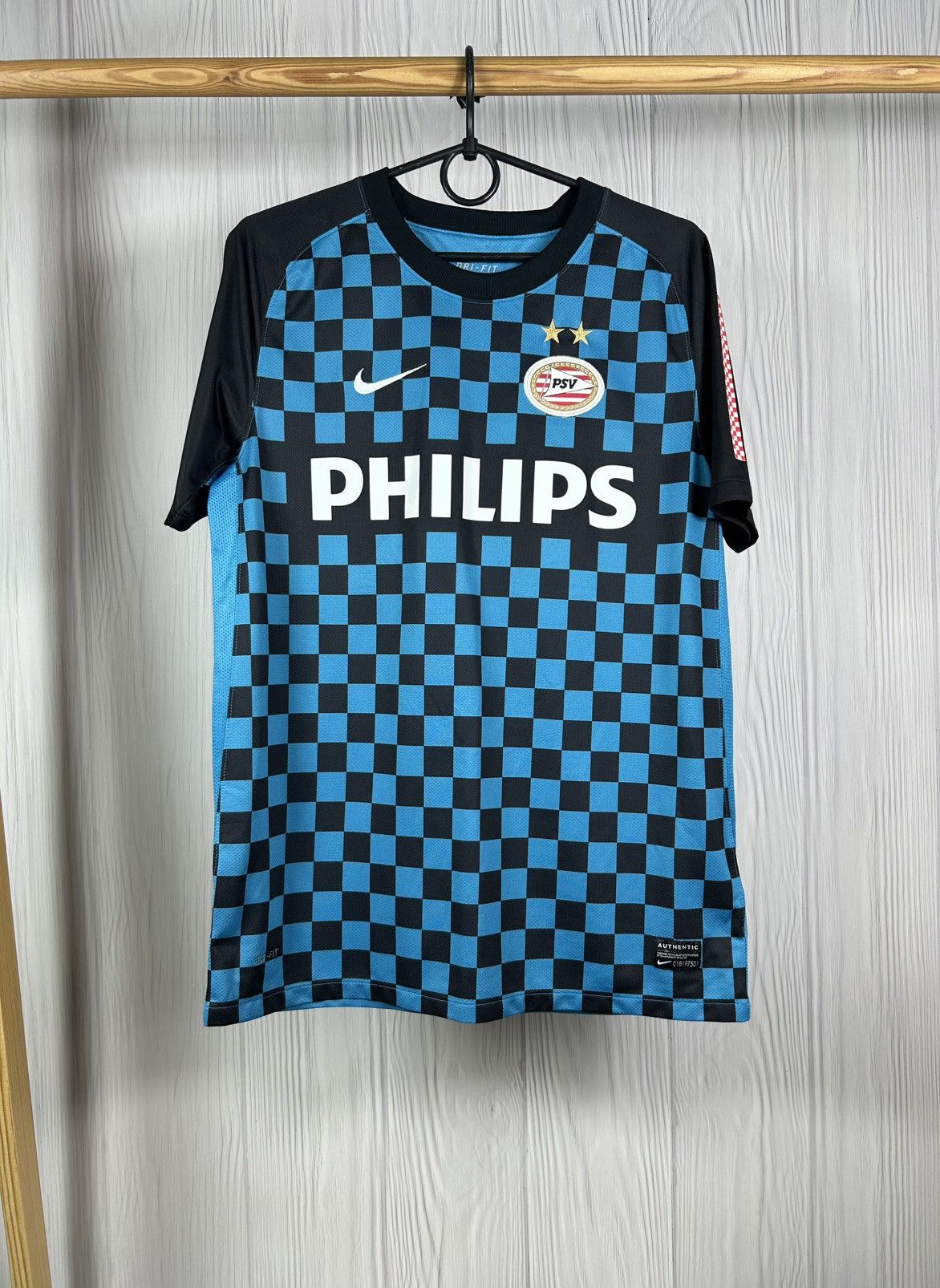 Nike PSV Eindhoven 2011 Away Football Jersey Shirt Boys XL(13-15) Size US XL / EU 56 / 4 - 1 Thumbnail
