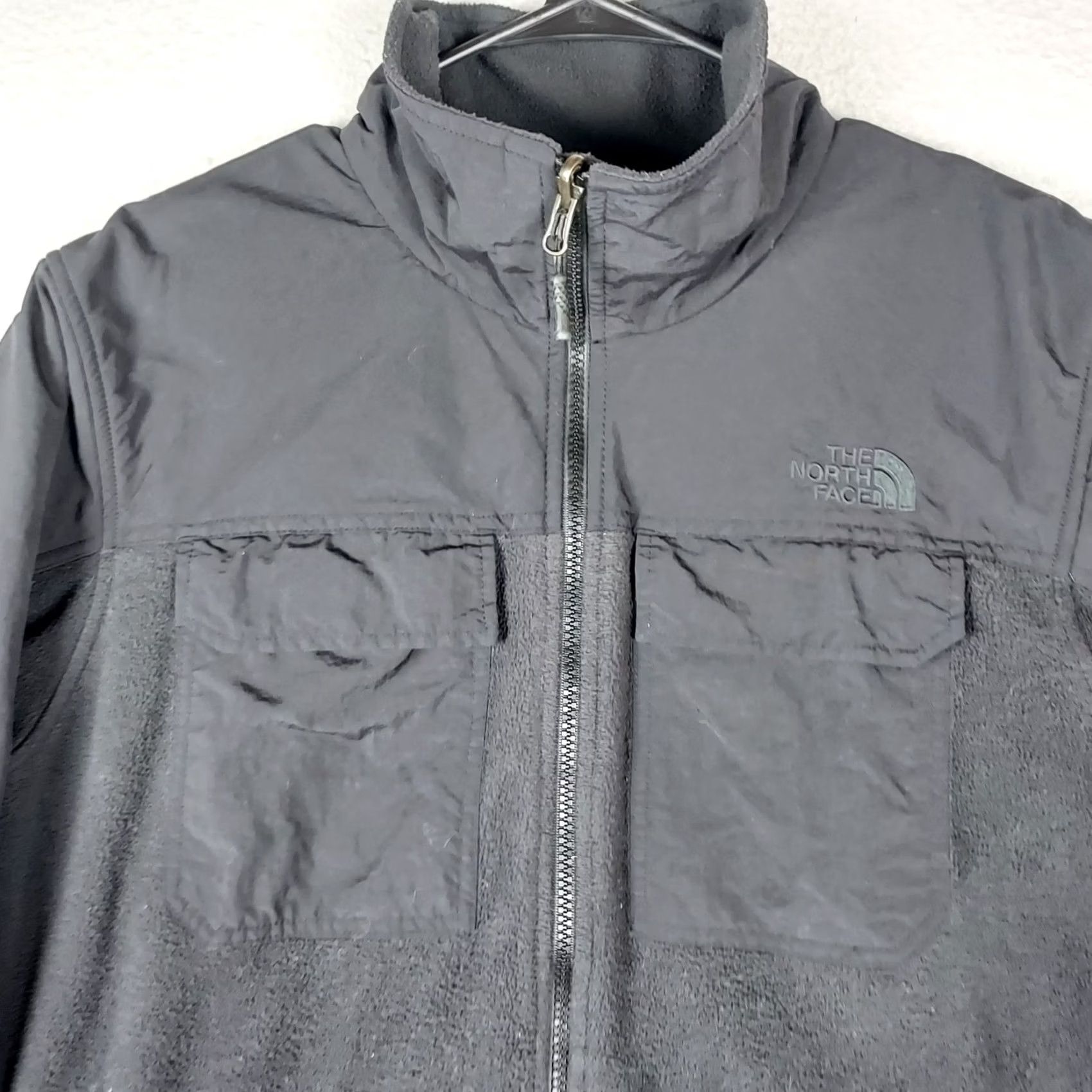 The North Face The North Face Fleece Jacket Mens Medium Black Full Zip Outdoor Pockets Regular Fit Men's Jacket Winter Fall Spring Size US M / EU 48-50 / 2 - 3 Thumbnail