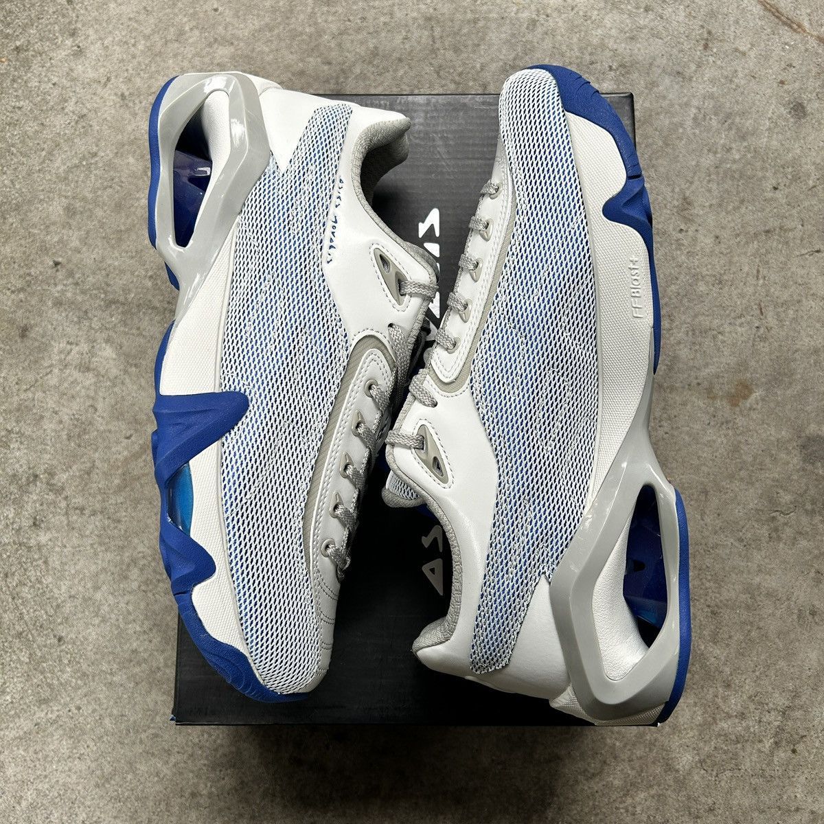 Asics × Kiko Kostadinov Kiko x ASICS Novalis Gel-Teremoa 'Snow White Blue' Size US 8.5 / EU 41-42 - 2 Thumbnail