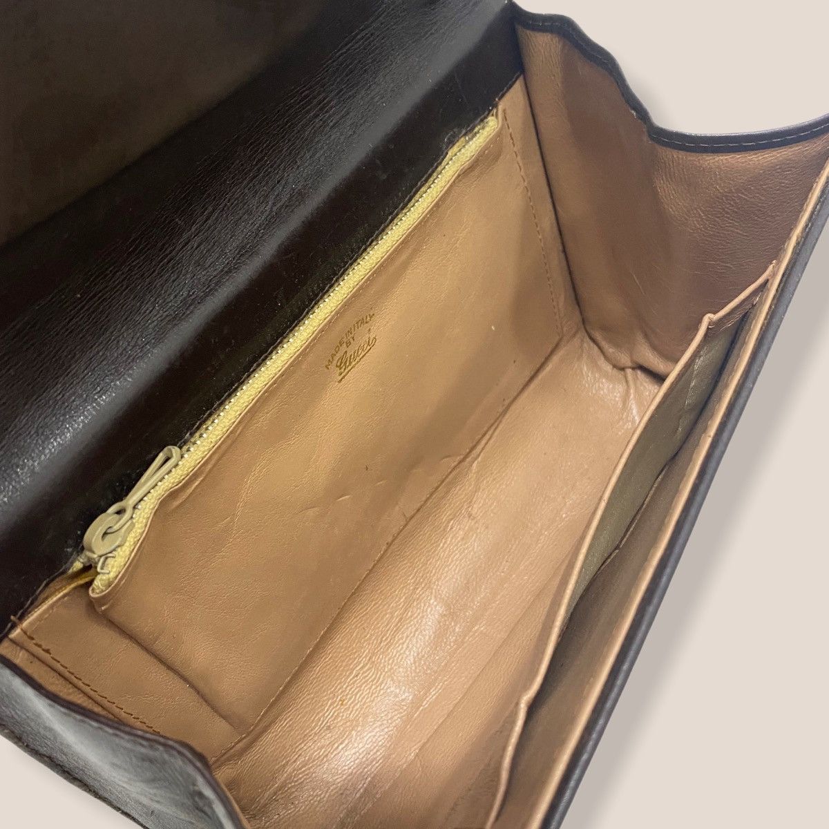 Vintage ‼️YES‼️ AUTHENTIC GUCCI GG BIG LOGO CHAIN SHOULDER BAG Size ONE SIZE - 9 Thumbnail