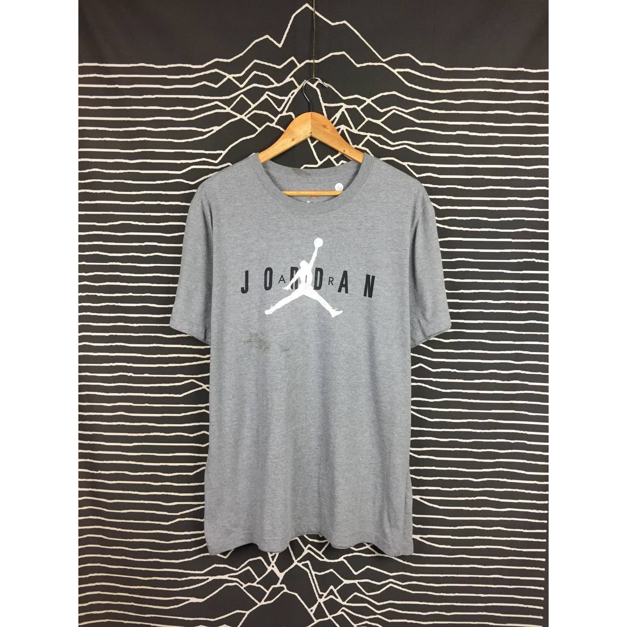 Jordan Brand × Nike Nike Air Jordan Wordmark Jumpman Logo Tee Size XL Size US XL / EU 56 / 4 - 2 Thumbnail