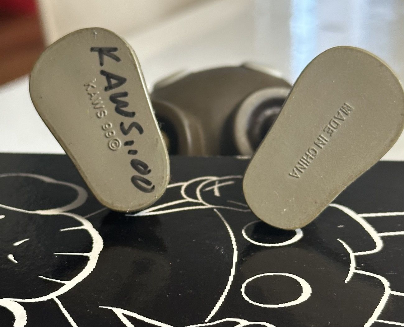 Kaws KAWS Limited Edition 1st Companion (Signed by KAWS), 1999 Size ONE SIZE - 2 Thumbnail