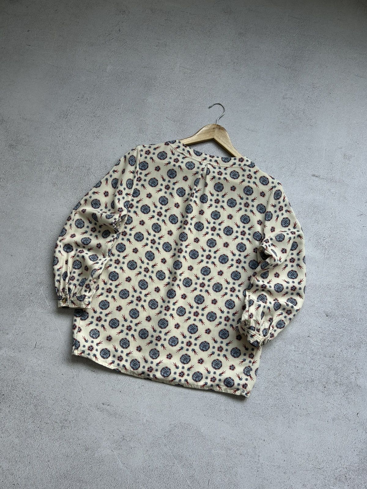 A.P.C. × Designer A.P.C. Premium women's flower drawings blouse size S Size S / US 4 / IT 40 - 9 Thumbnail