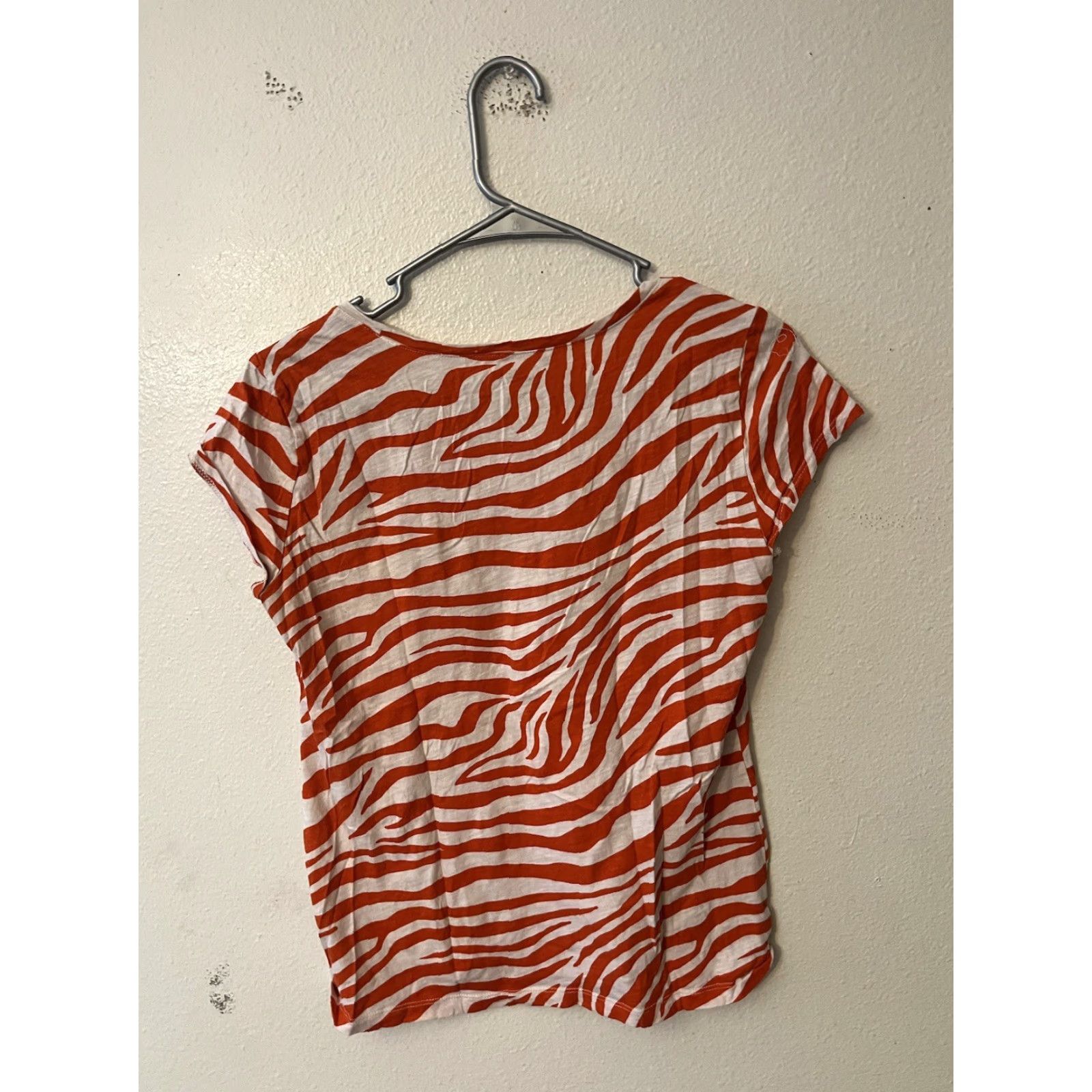 Ann Taylor LOFT T-Shirt Orange Animal Print Round Neck Cap Sleeve Top Tee Medium Womens Size M / US 6-8 / IT 42-44 - 3 Thumbnail
