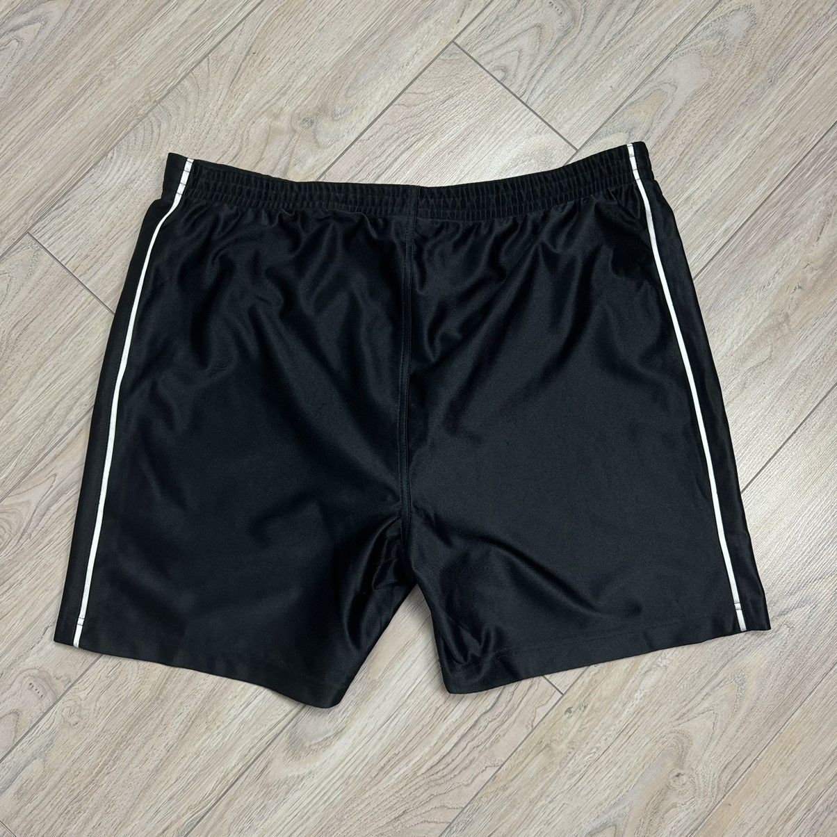 Nike Vintage Y2K Nike Polyester Nylon Retro Drill Soccer Shorts Size US 35 - 7 Thumbnail