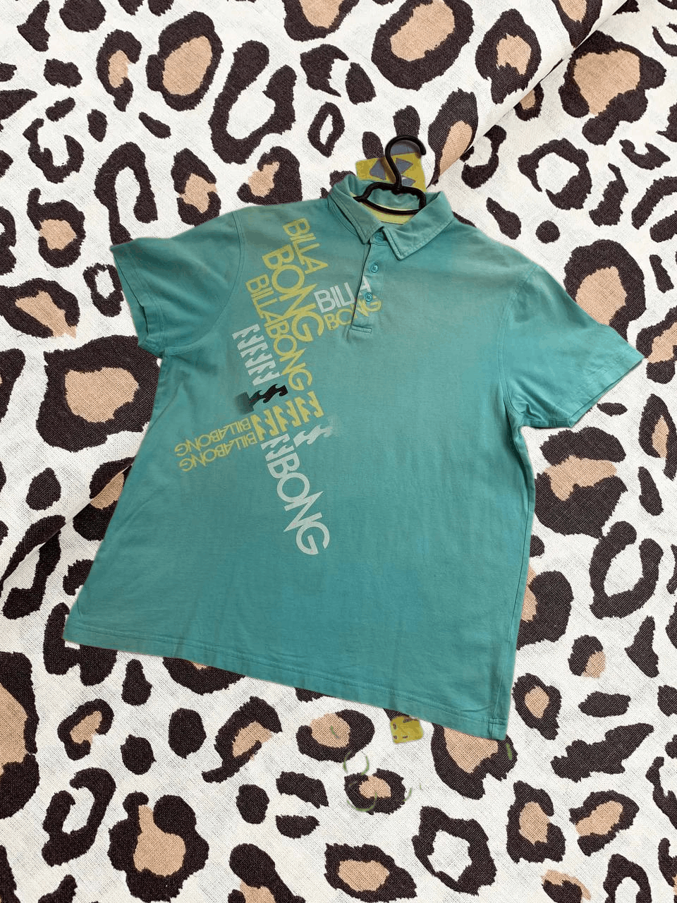 Billabong Vintage Billabong Big Logo T Shirt Tee Y2K Size US M / EU 48-50 / 2 - 1 Thumbnail