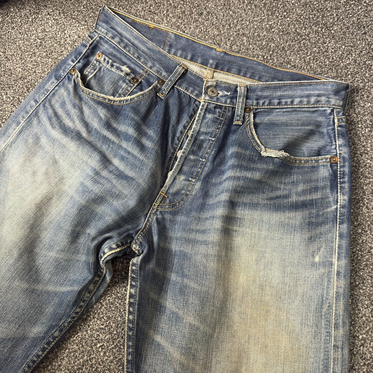 Levi's Vintage 2003 Levis 501 Distressed Faded Denim W32 Size US 32 / EU 48 - 3 Thumbnail