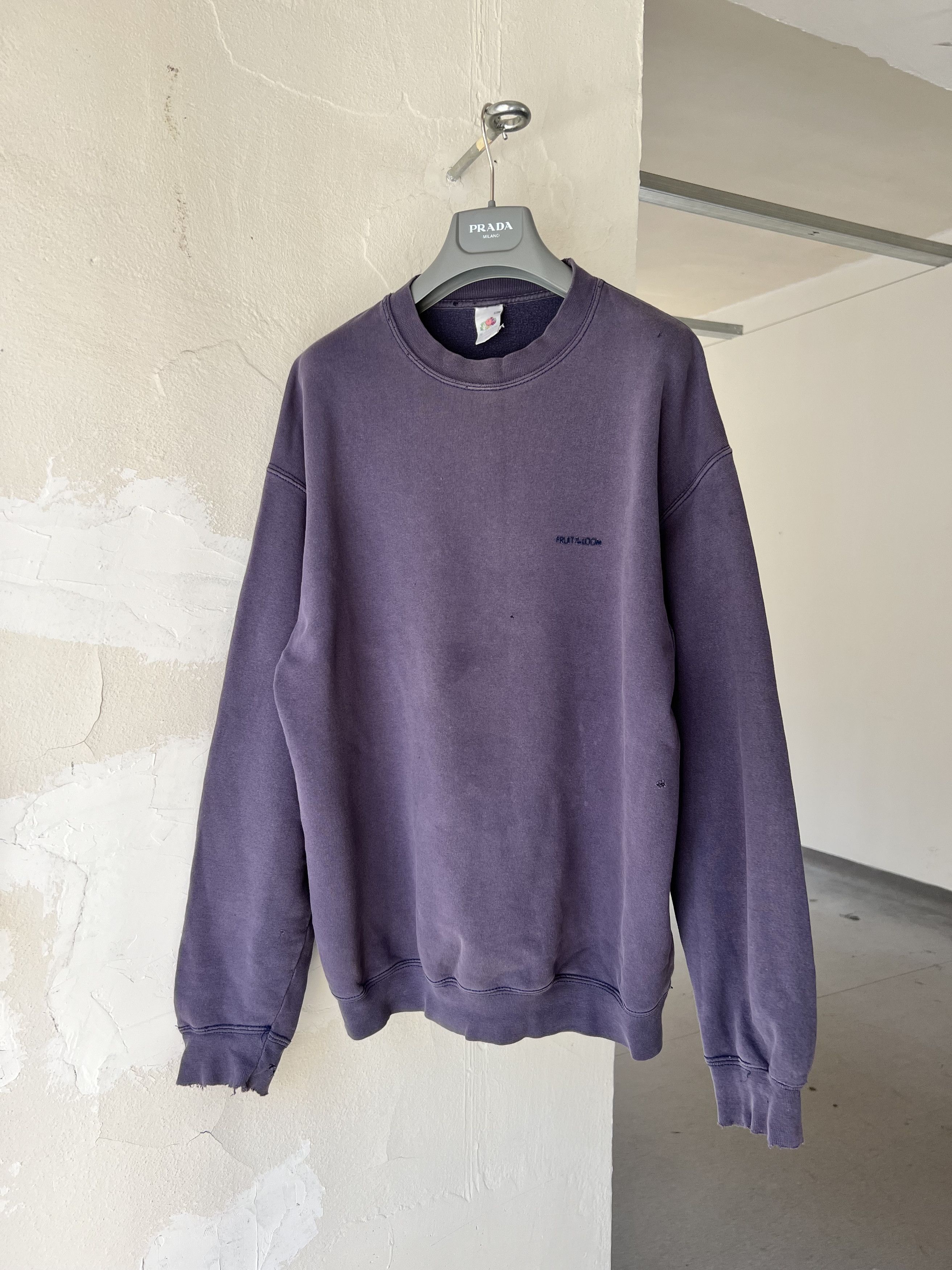 Fruit Of The Loom FOTL Vintage Distressed Sun Fade Crewneck Size US L / EU 52-54 / 3 - 1 Thumbnail