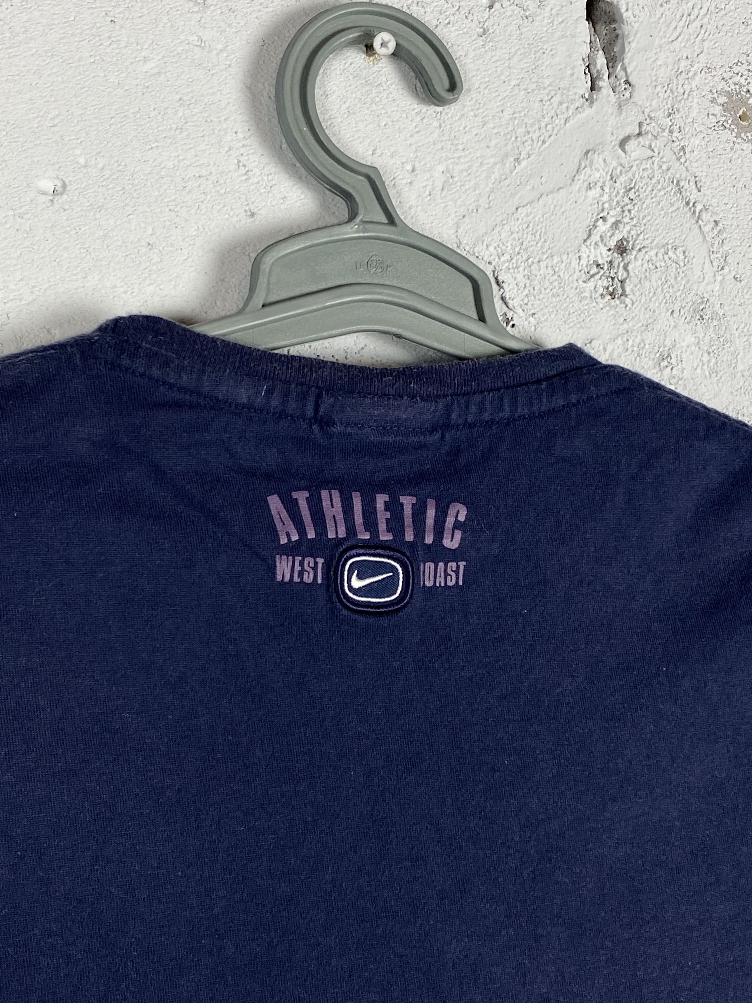 Nike × Vintage Y2K Vintage Nike Center Big Logo T Shirt Tank Top Size US L / EU 52-54 / 3 - 6 Thumbnail