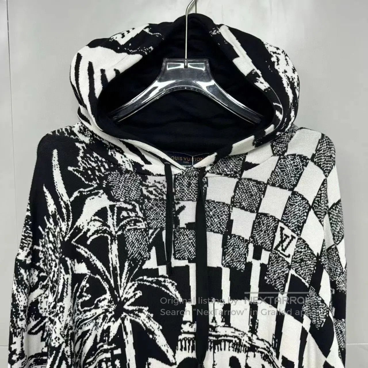 Louis Vuitton louis vuitton graphic hooded sweatshirt. Size US XXL / EU 58 / 5 - 2 Thumbnail