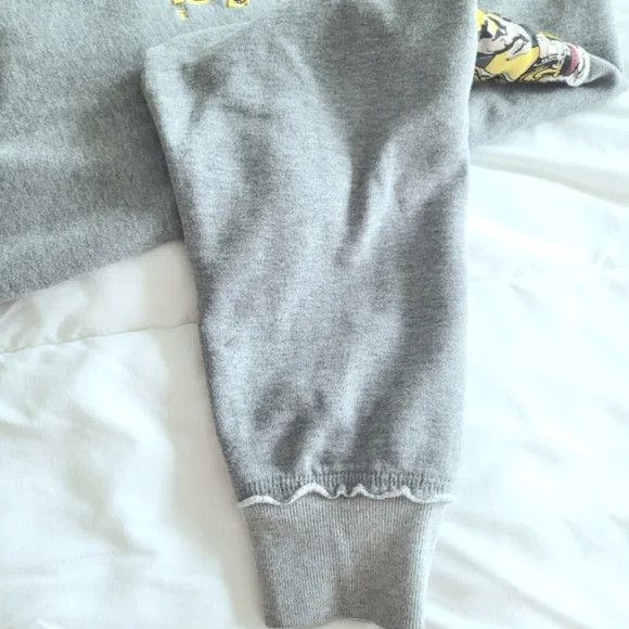 Universal Studios Harry Potter Hufflepuff Crew Neck Sweatshirt Size XL / US 12-14 / IT 48-50 - 10 Thumbnail