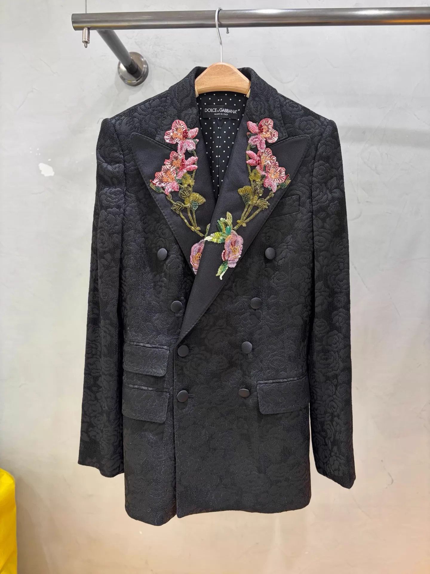 Dolce & Gabbana DG Runway blazer sequin floral embossed NWT 40 Size S / US 4 / IT 40 - 1 Thumbnail