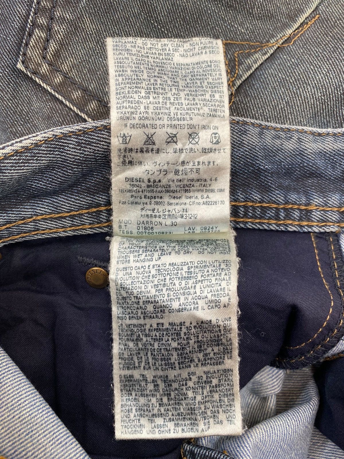 Diesel Diesel Darron Grunge Faded Ripped Style Jeans Size US 34 / EU 50 - 16 Thumbnail