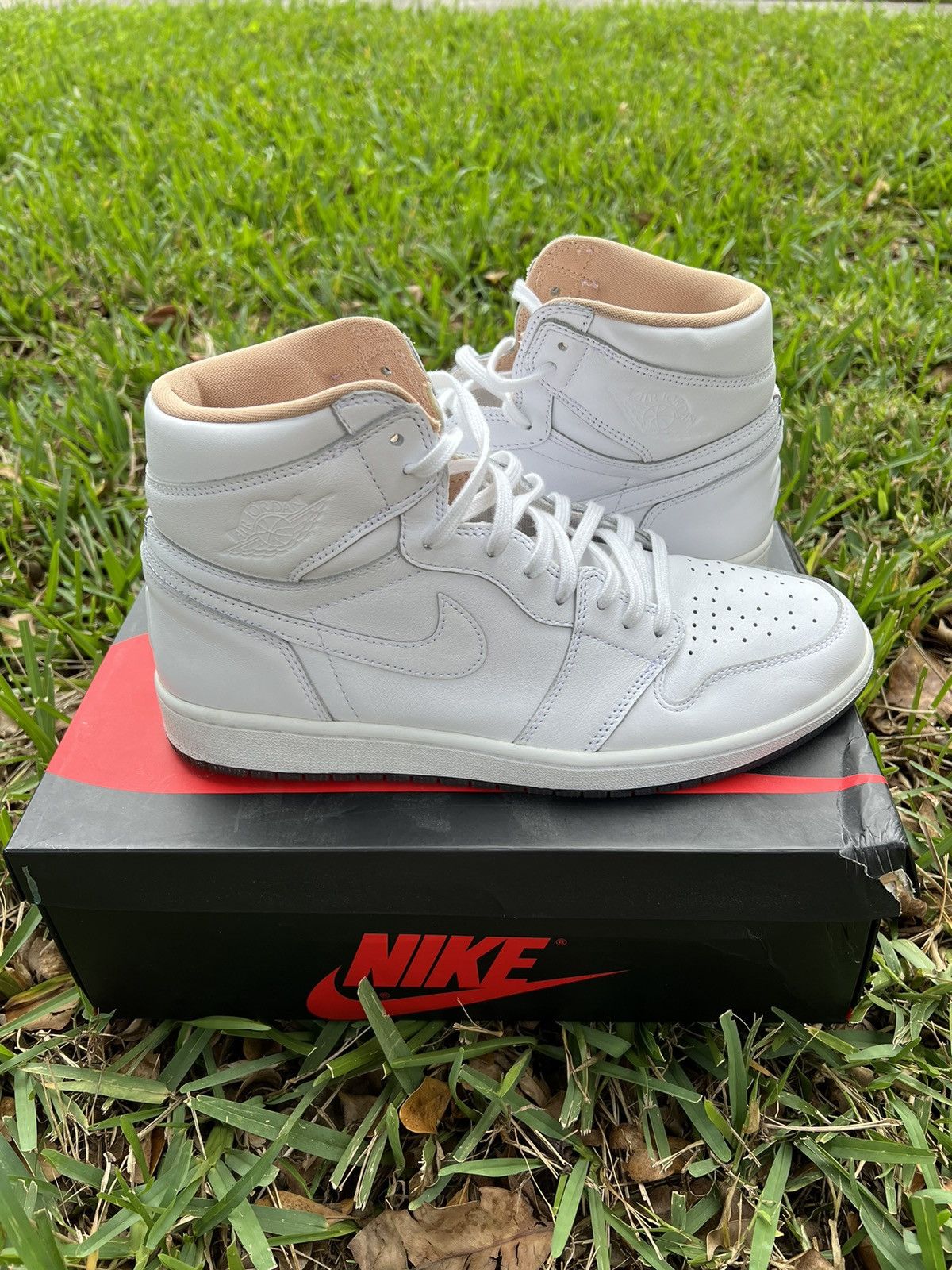 image of Jordan Nike Jordan 1 High Retro La 2015 Shoes in White, Men's (Size 12)