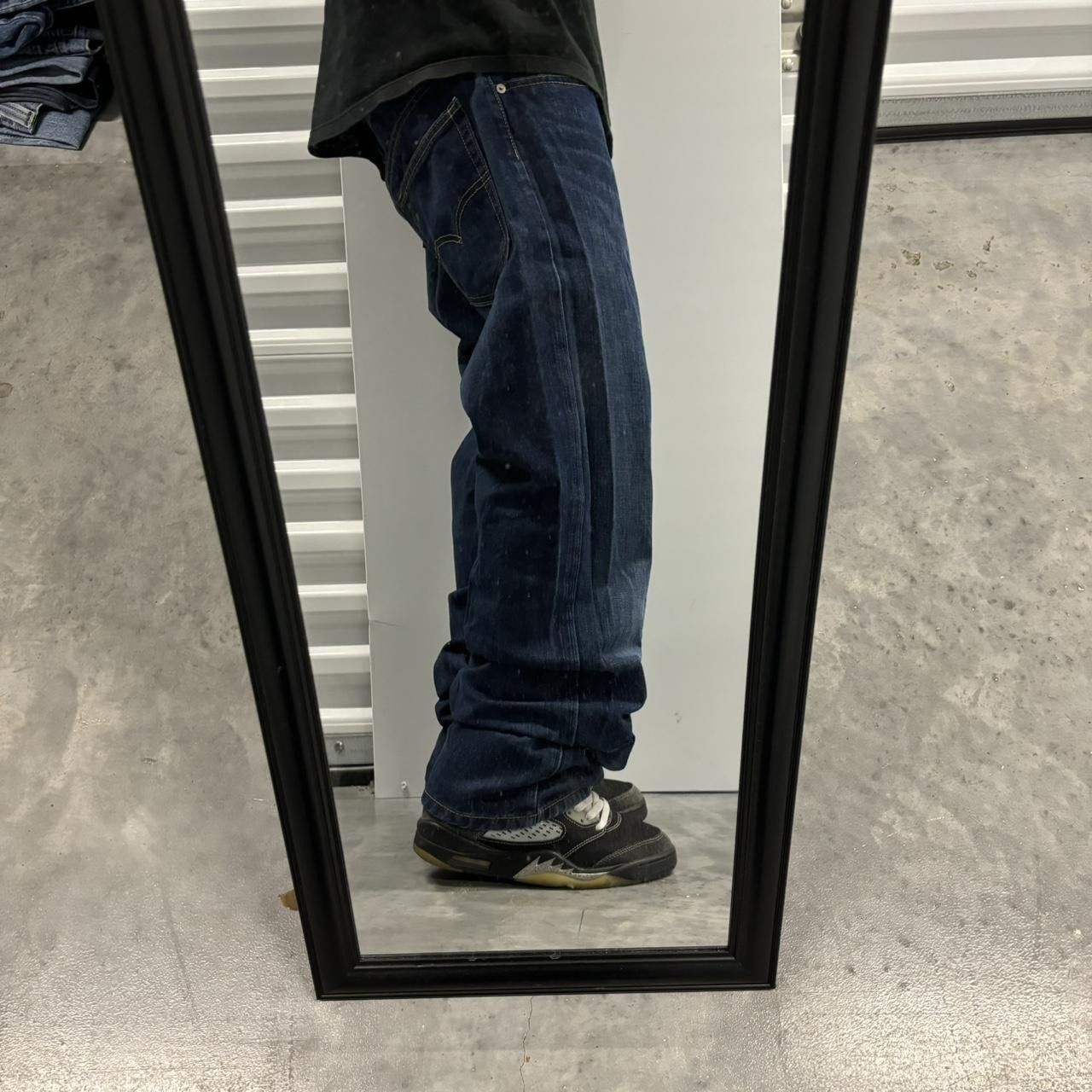 Levi's × Vintage Crazy Vintage Y2K/2000s Baggy Dark Wash Levi’s Grunge Denim Jeans! Size US 34 / EU 50 - 2 Thumbnail