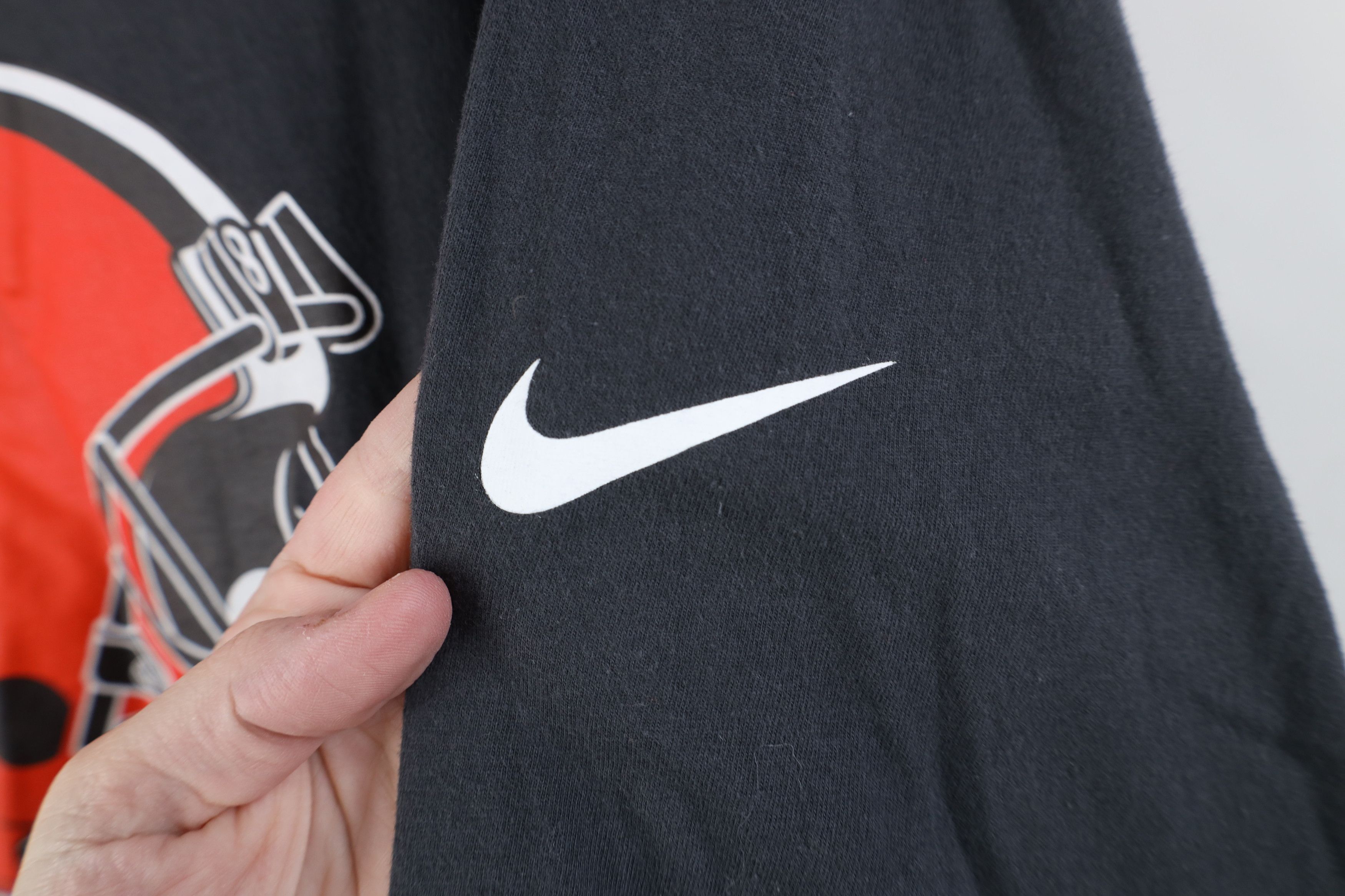 Nike Nike Cleveland Football Helmet Long Sleeve T-Shirt Gray Size US XXL / EU 58 / 5 - 4 Thumbnail