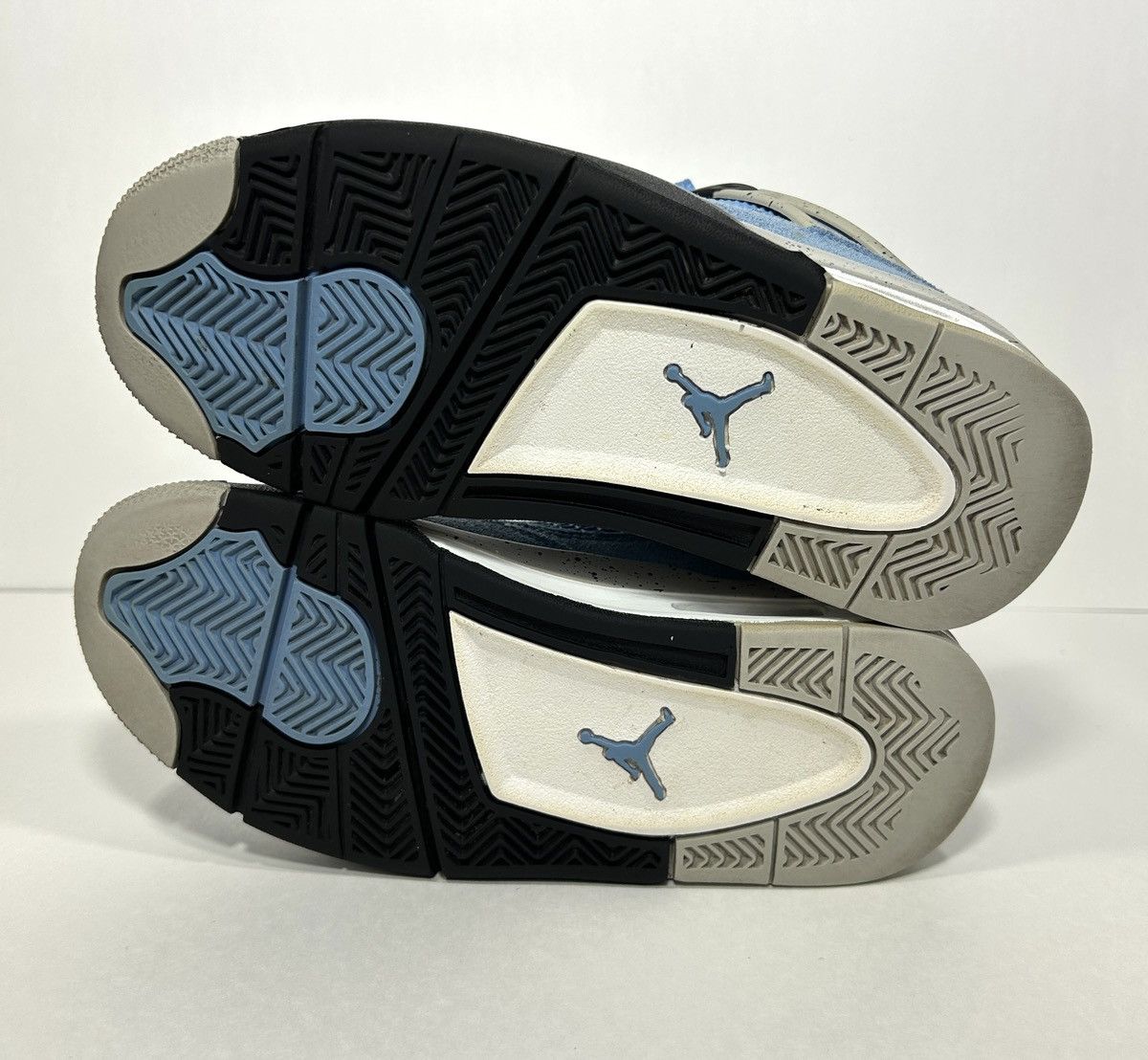 Jordan Brand × Nike Nike Air Jordan 4 Retro GS ‘University Blue’ Size 4.5Y / 6 W Size US 6 / IT 36 - 6 Thumbnail
