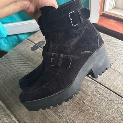 Miu Miu Miu Miu Prada Black Ankle Booties with Rugged Sole Motorcycl Size US 6.5 / IT 36.5 - 7 Thumbnail