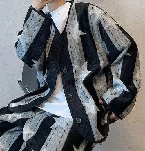 VIBE Star Button Cardigan Sweater Size US L / EU 52-54 / 3 - 4 Thumbnail
