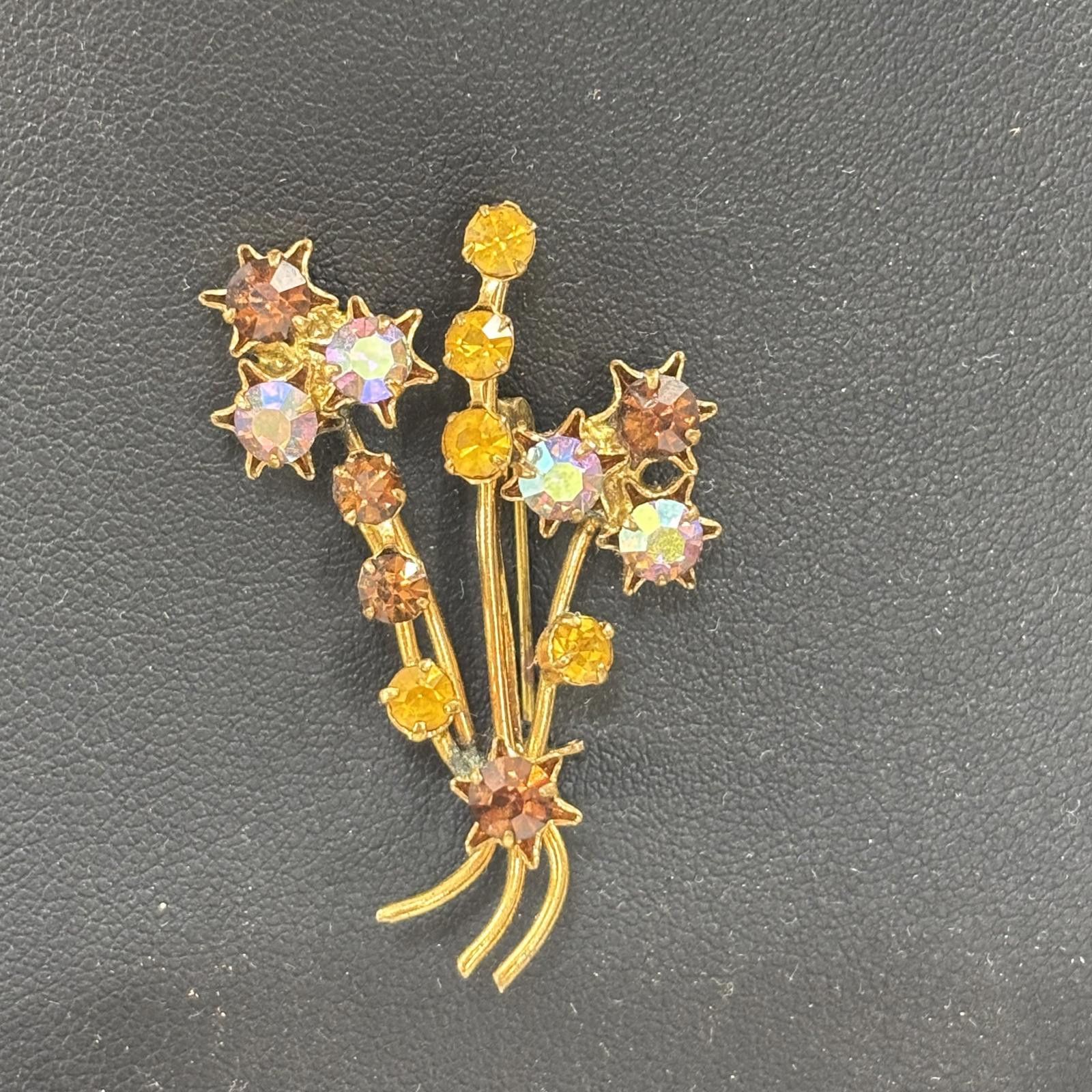 Other Vtg 50s Austria crystal gold tone brooch & earrings set Size ONE SIZE - 4 Thumbnail