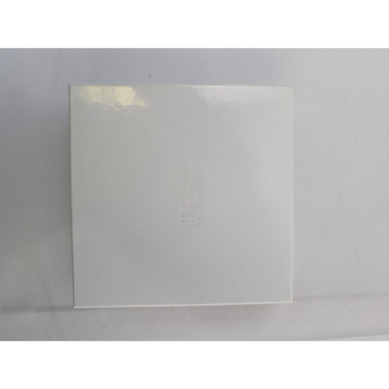 Maison Margiela o1rshd1 Size: OS / Bi-Fold Wallet Zippered / Multiple Slots Size ONE SIZE - 15 Thumbnail