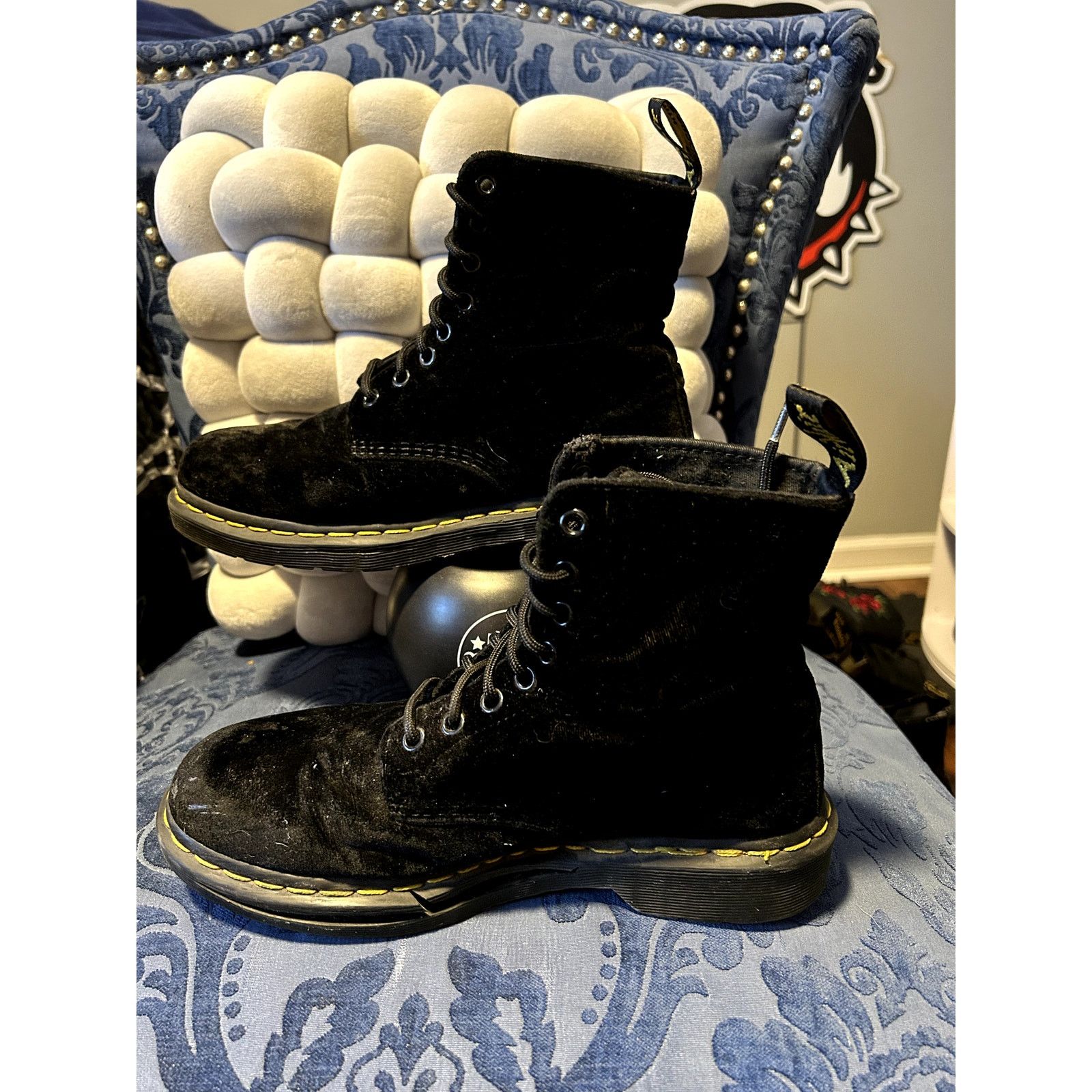 Dr. Martens Dr Martens 1460 Black Velvet Boots Size 8/EU 39 Size US 8 / IT 38 - 2 Thumbnail