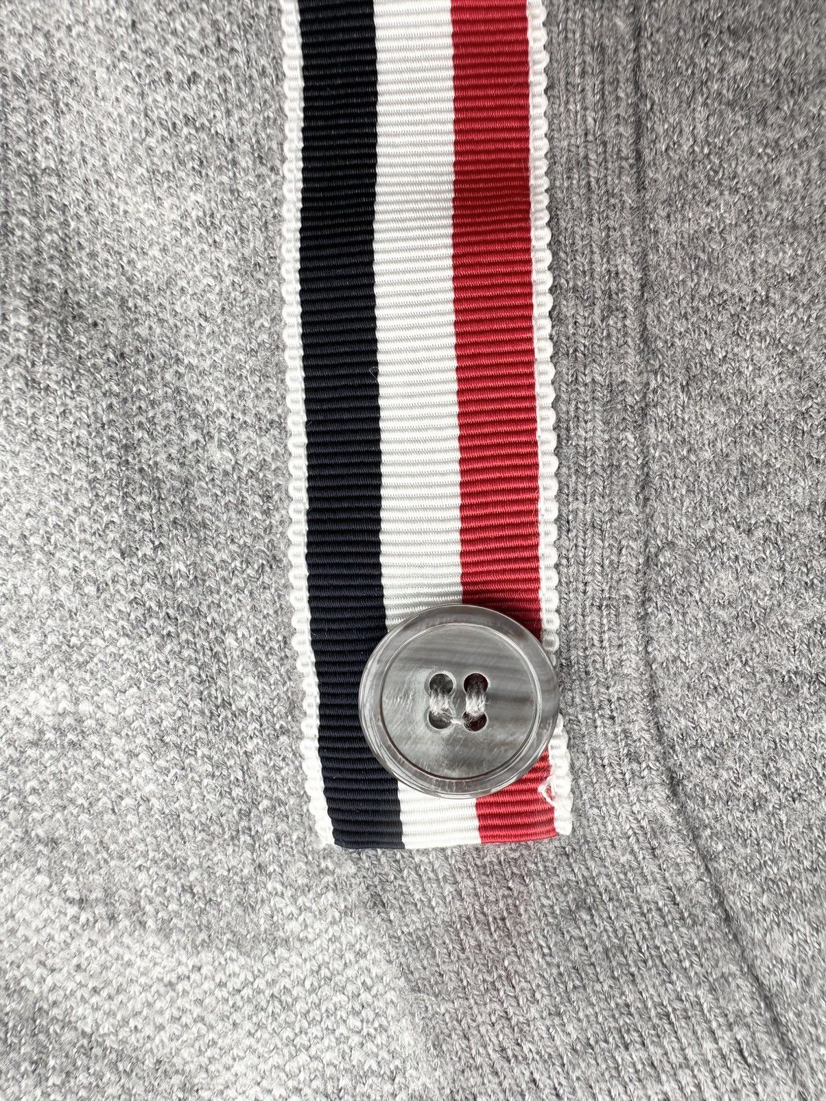 Thom Browne Cardigan decorated with Dolphins in 100% cashmere Size US M / EU 48-50 / 2 - 13 Thumbnail