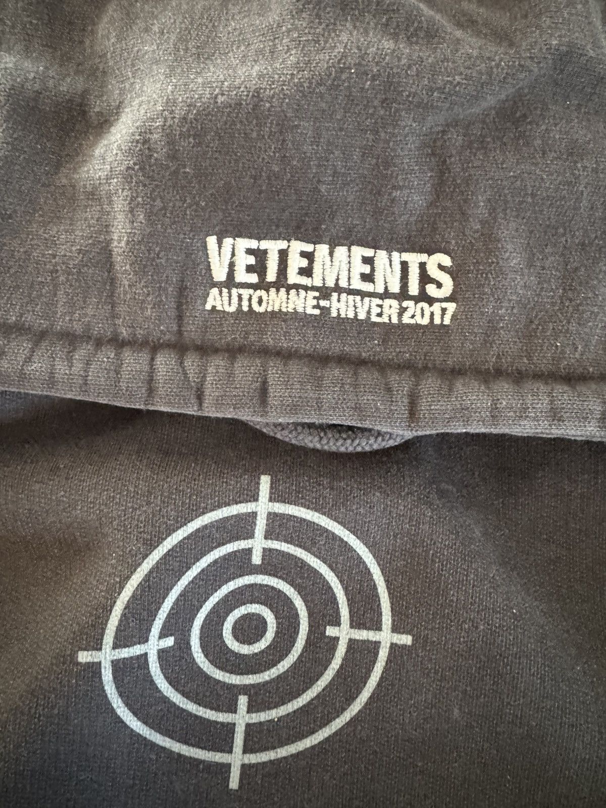 Vetements ELEVEN INCH GUN CLUB HOODIE SSENSE EXCLUSIVE Size US M / EU 48-50 / 2 - 5 Thumbnail
