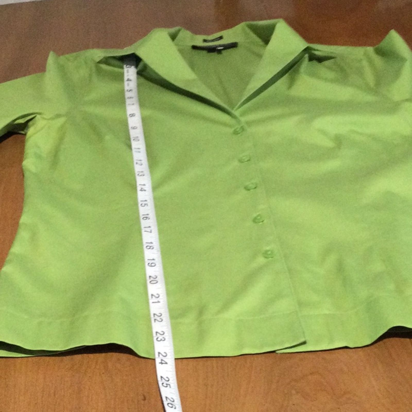 Jones New York Jones New York Green Button Front Collar No Iron Blouse Sz 8 Size M / US 6-8 / IT 42-44 - 16 Thumbnail