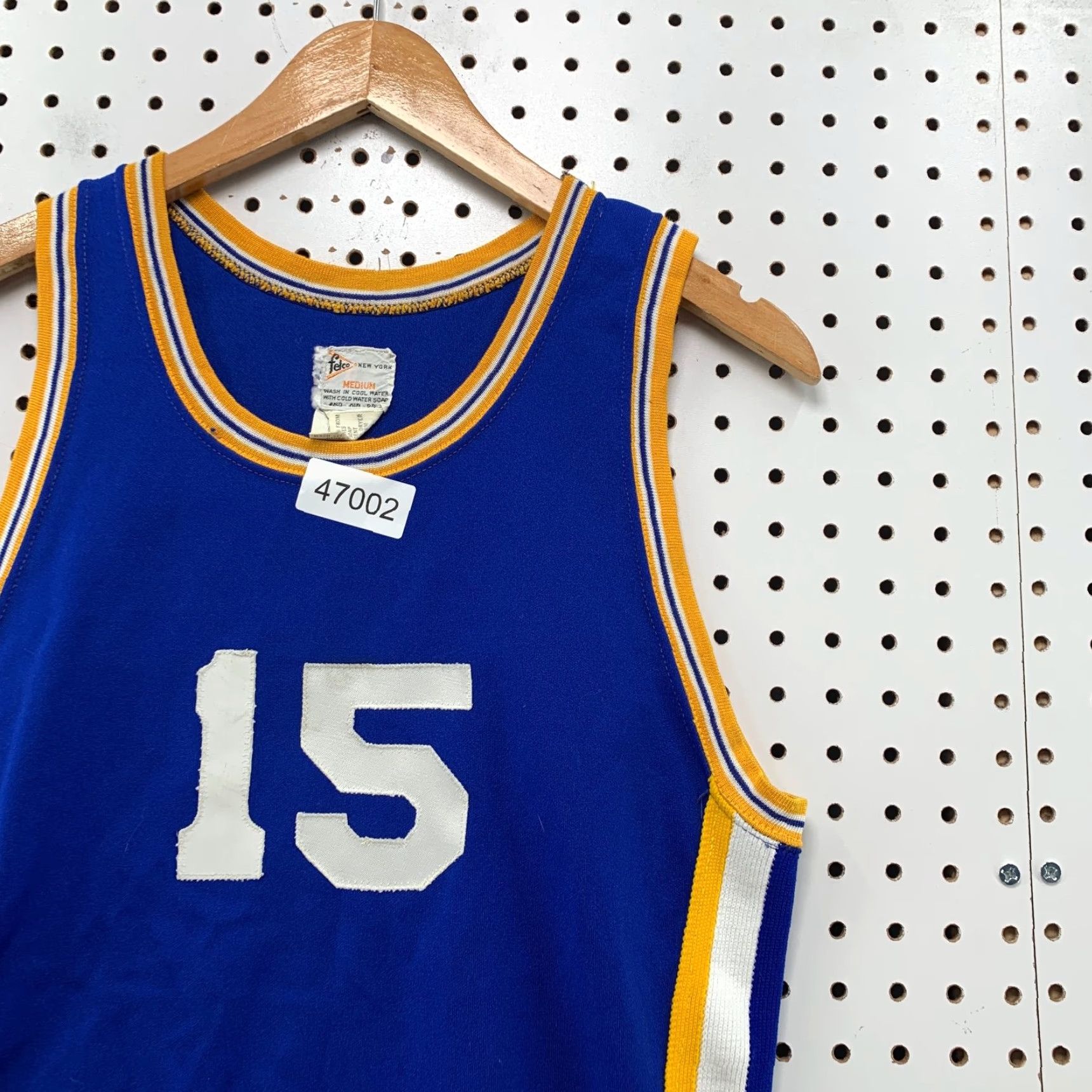 Vintage VINTAGE Felco Basketball Jersey Mens M Blue Yellow #15 USA Size US M / EU 48-50 / 2 - 7 Thumbnail
