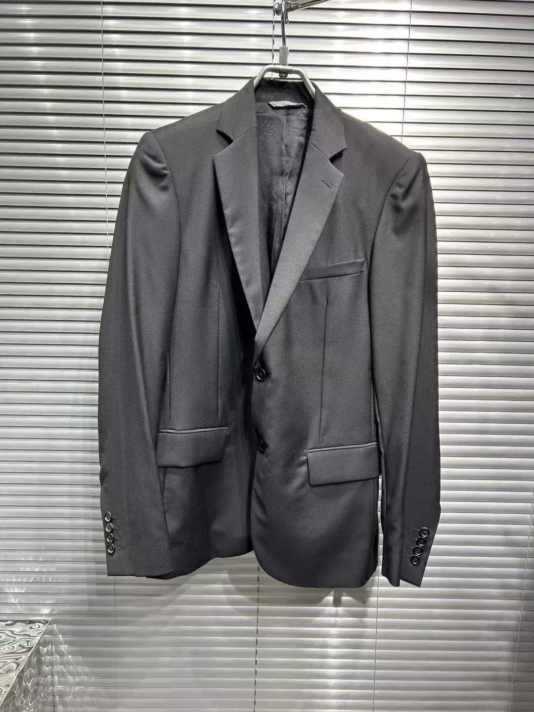 Dior Dior Two-Button Shawl Collar Blazer Size US S / EU 44-46 / 1 - 1 Thumbnail