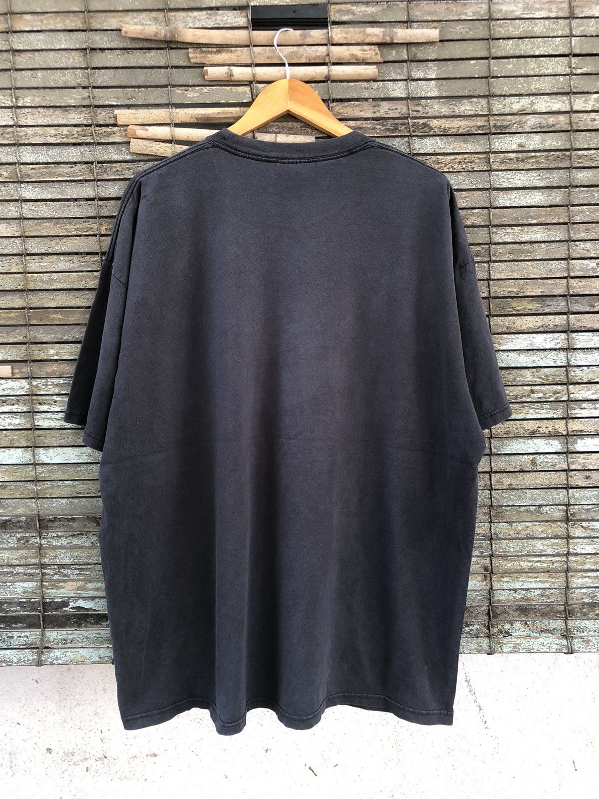 Japanese Brand × Vintage Vintage Art Jonathan Rogers Happy Joyous & Free Tshirt Size US XXL / EU 58 / 5 - 12 Thumbnail