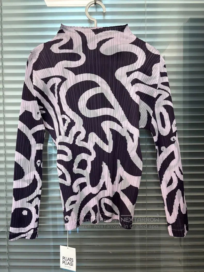 Issey Miyake Issey Miyake Light Purple Long Sleeve Top Size L / US 10 / IT 46 - 2 Thumbnail