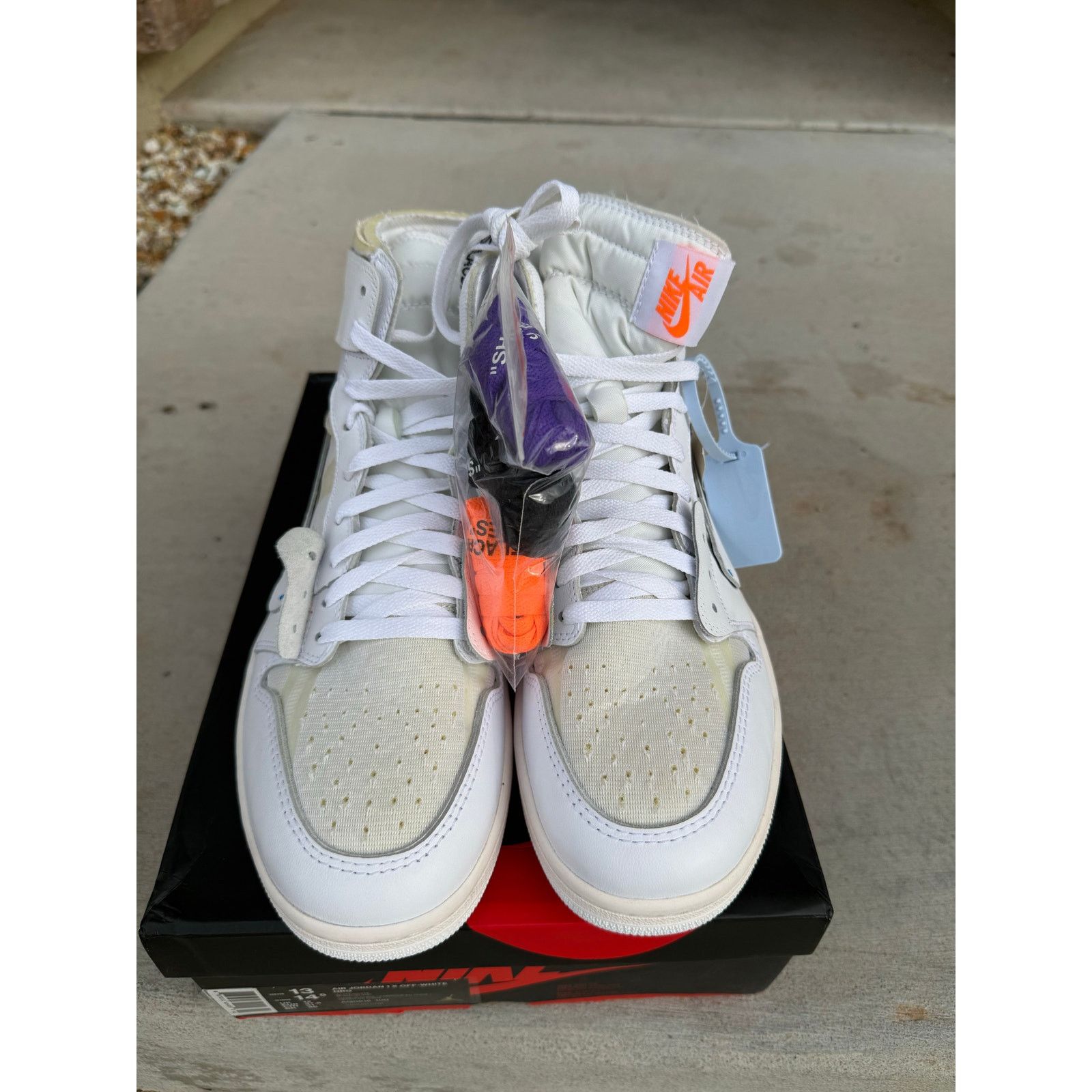 Nike Nike Air Jordan 1 Retro High OG Off-White Euro size 12 Size US 12 / EU 45 - 2 Thumbnail