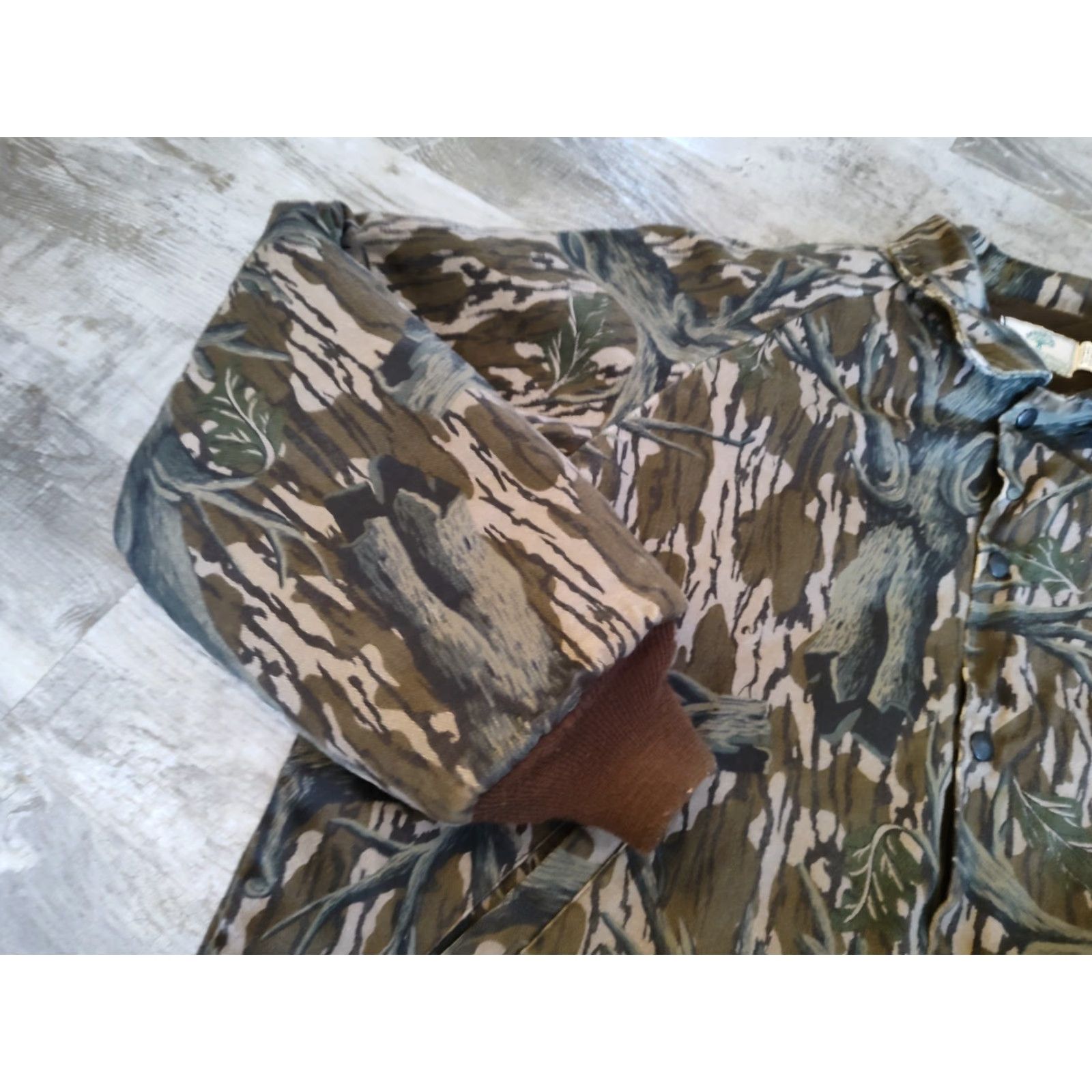 Vintage VINTAGE Mossy Oak Jacket Mens XL Brown Realtree Camouflage Outdoor Coat/Outerwear Regular Lined 100% Cotton Button Front Size US XL / EU 56 / 4 - 4 Thumbnail