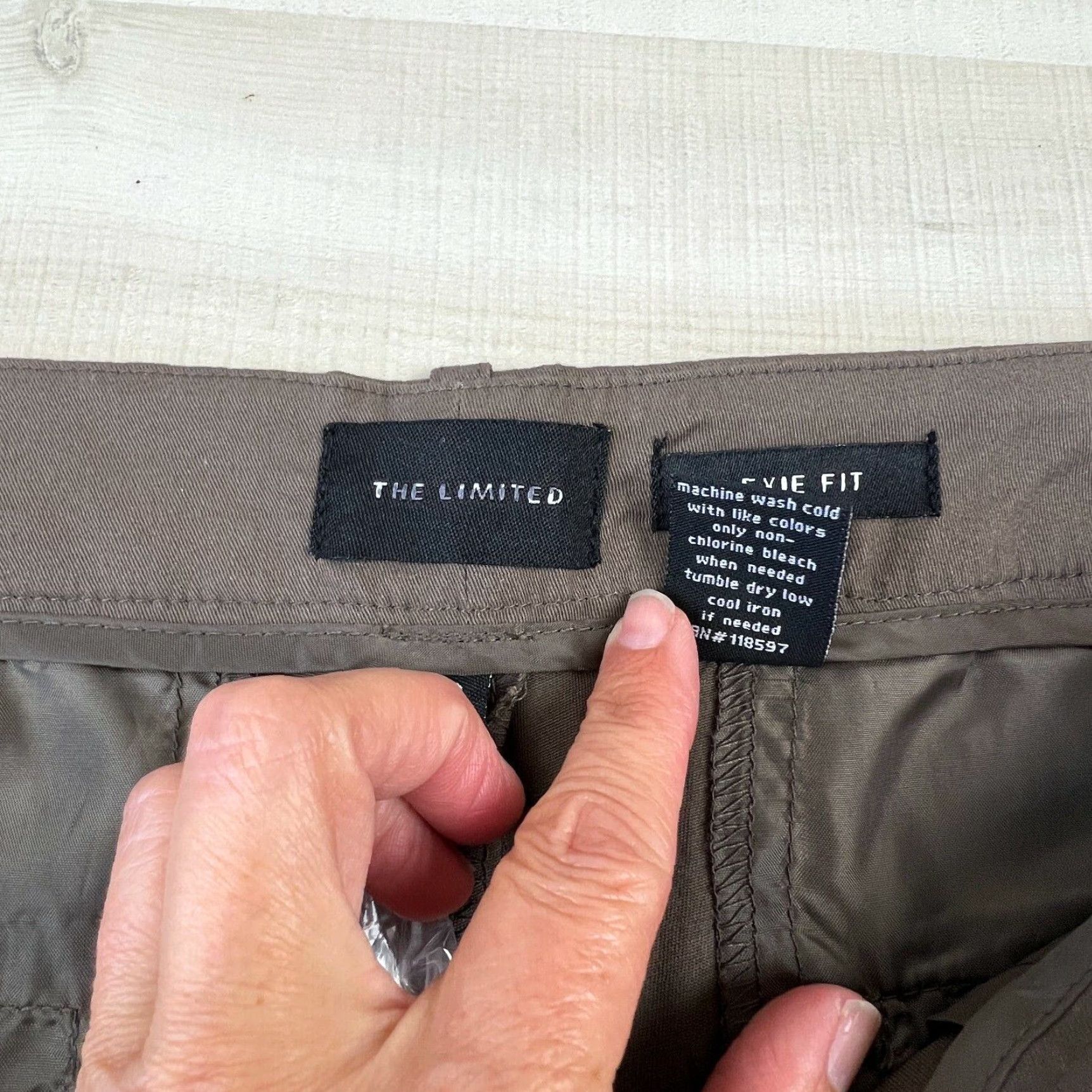Vintage The Limited Women's Brown Cropped Pants 10 Lexie Fit Flat Front Crop Casual Size 32" / US 10 / IT 46 - 5 Thumbnail