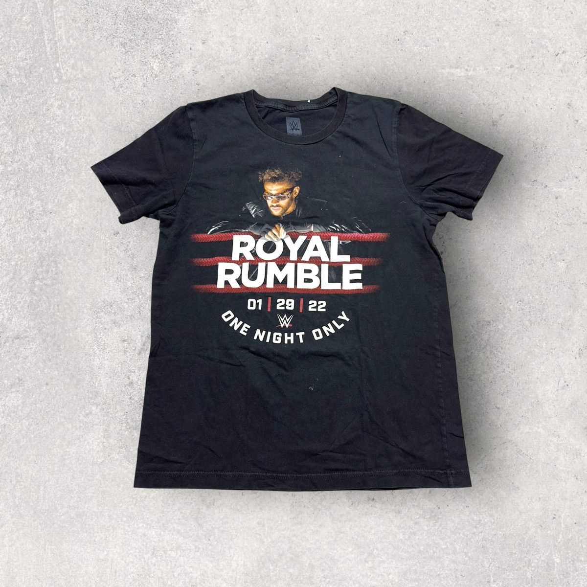 WWE WWE Royal Rumble Bad Bunny tee Size US M / EU 48-50 / 2 - 1 Thumbnail
