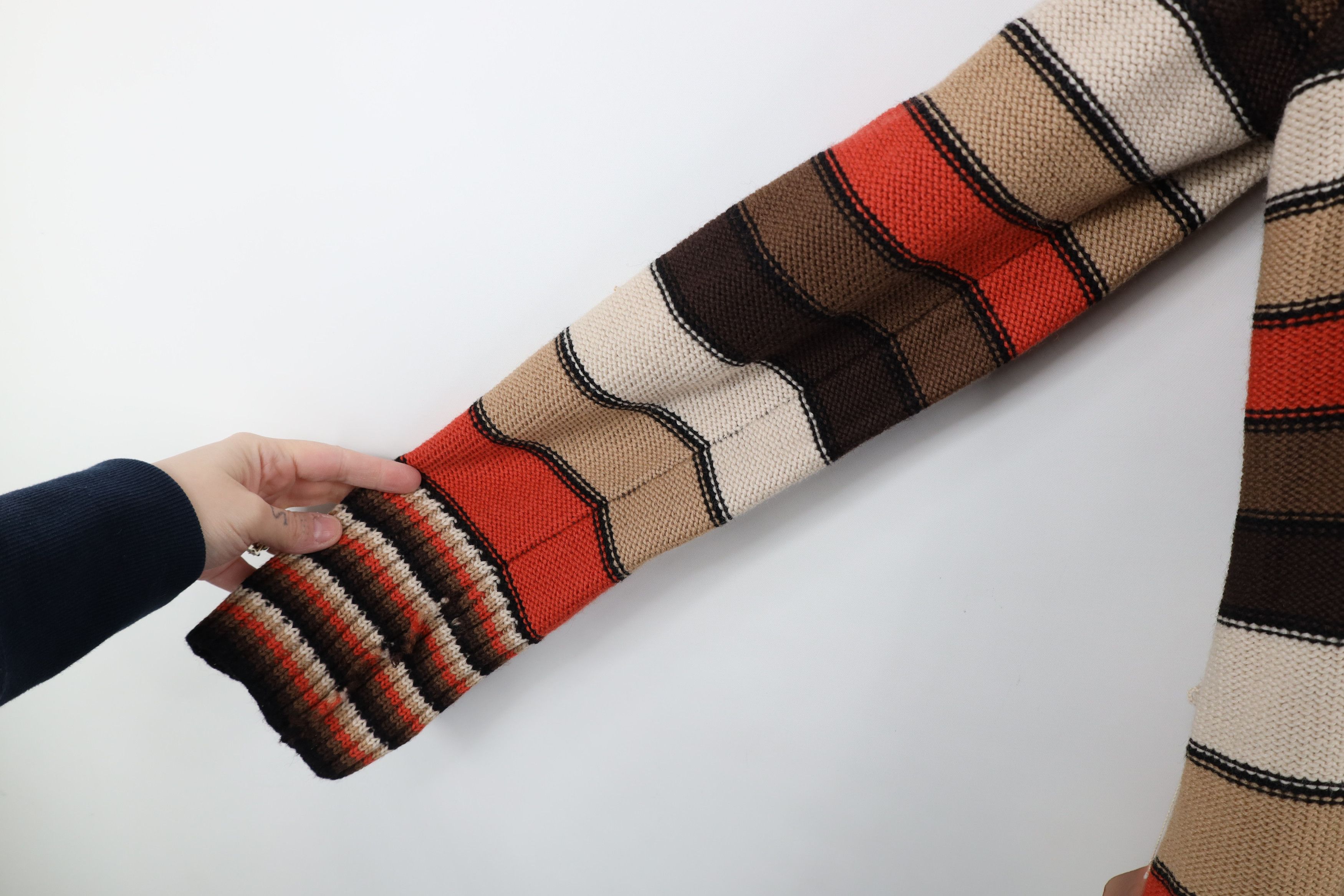 Vintage Deadstock Vintage 70s Mid Century Modern Wool Knit Sweater Size L / US 10 / IT 46 - 4 Thumbnail