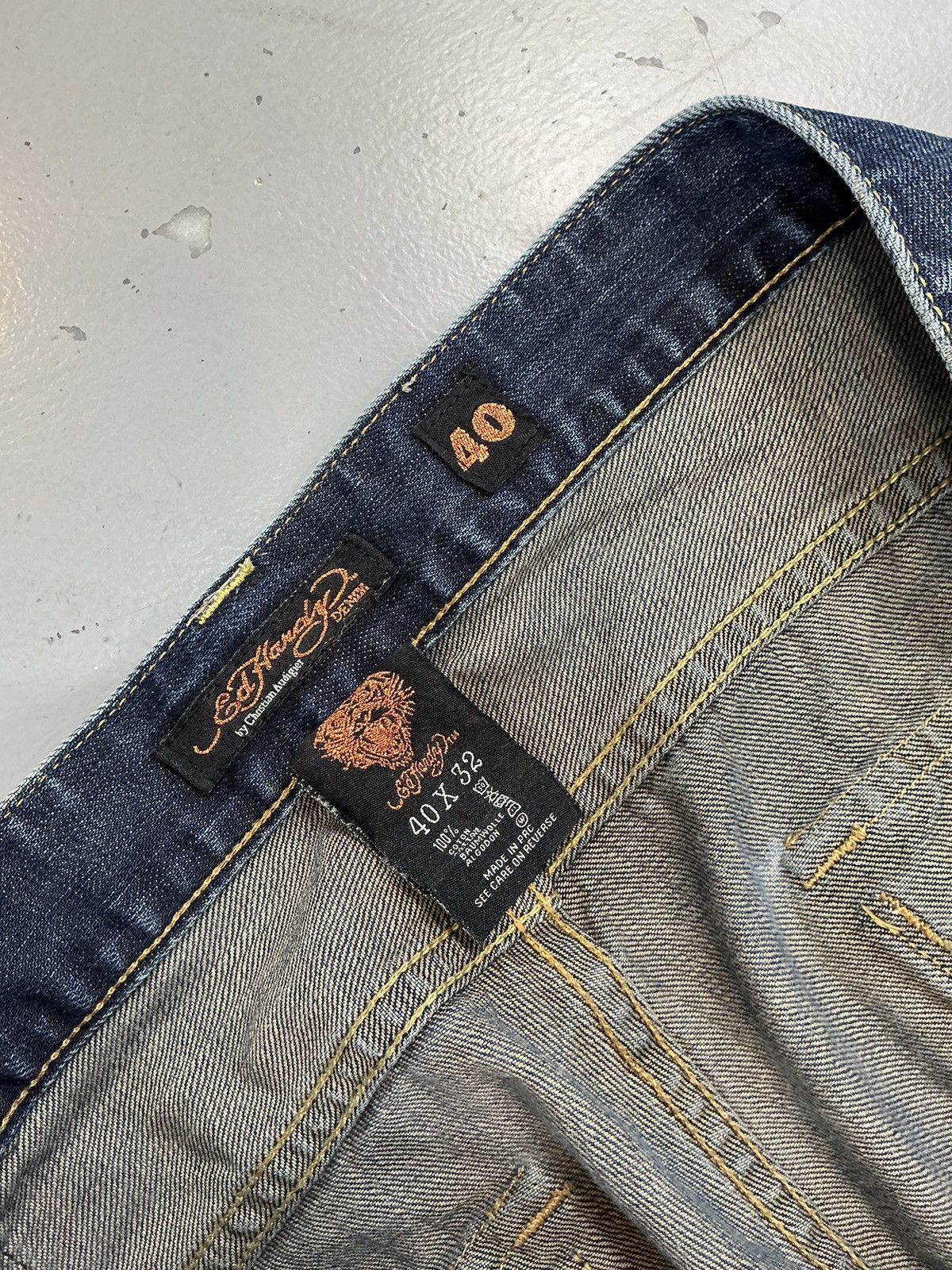 Ed Hardy × Vintage Vintage Edhardy loose fit big pocket distressed denim Size US 40 / EU 56 - 7 Thumbnail