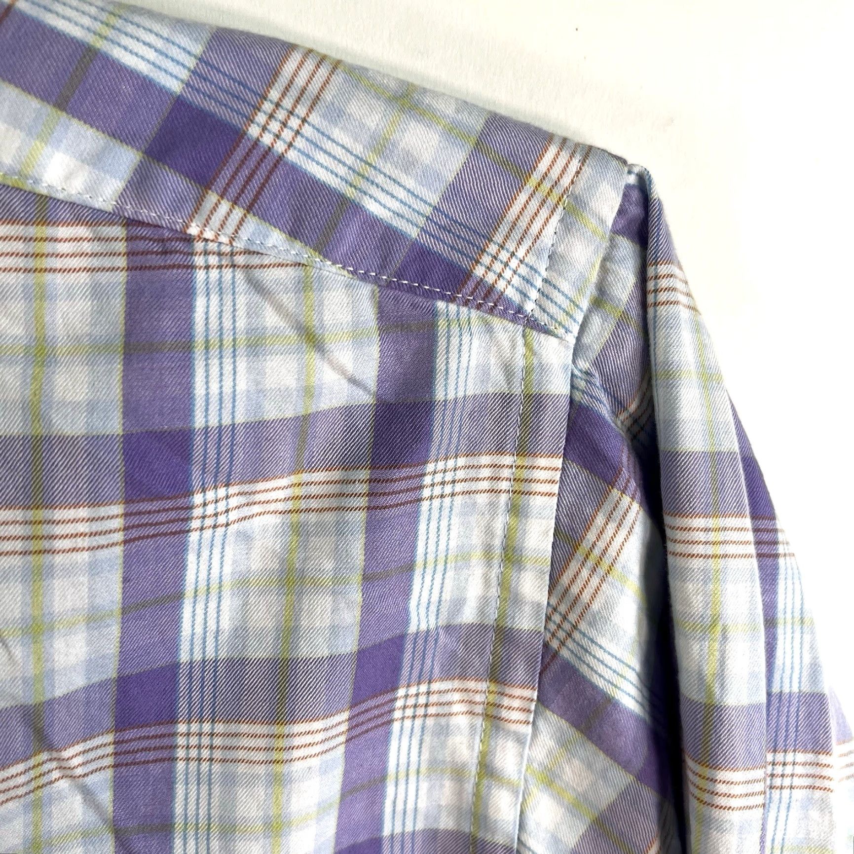 Wrangler VINTAGE Wrangler George Strait Cowboy Cut Button-Up Plaid Shirt Adult Large Purple Casual Workwear Mens Size US L / EU 52-54 / 3 - 2 Thumbnail