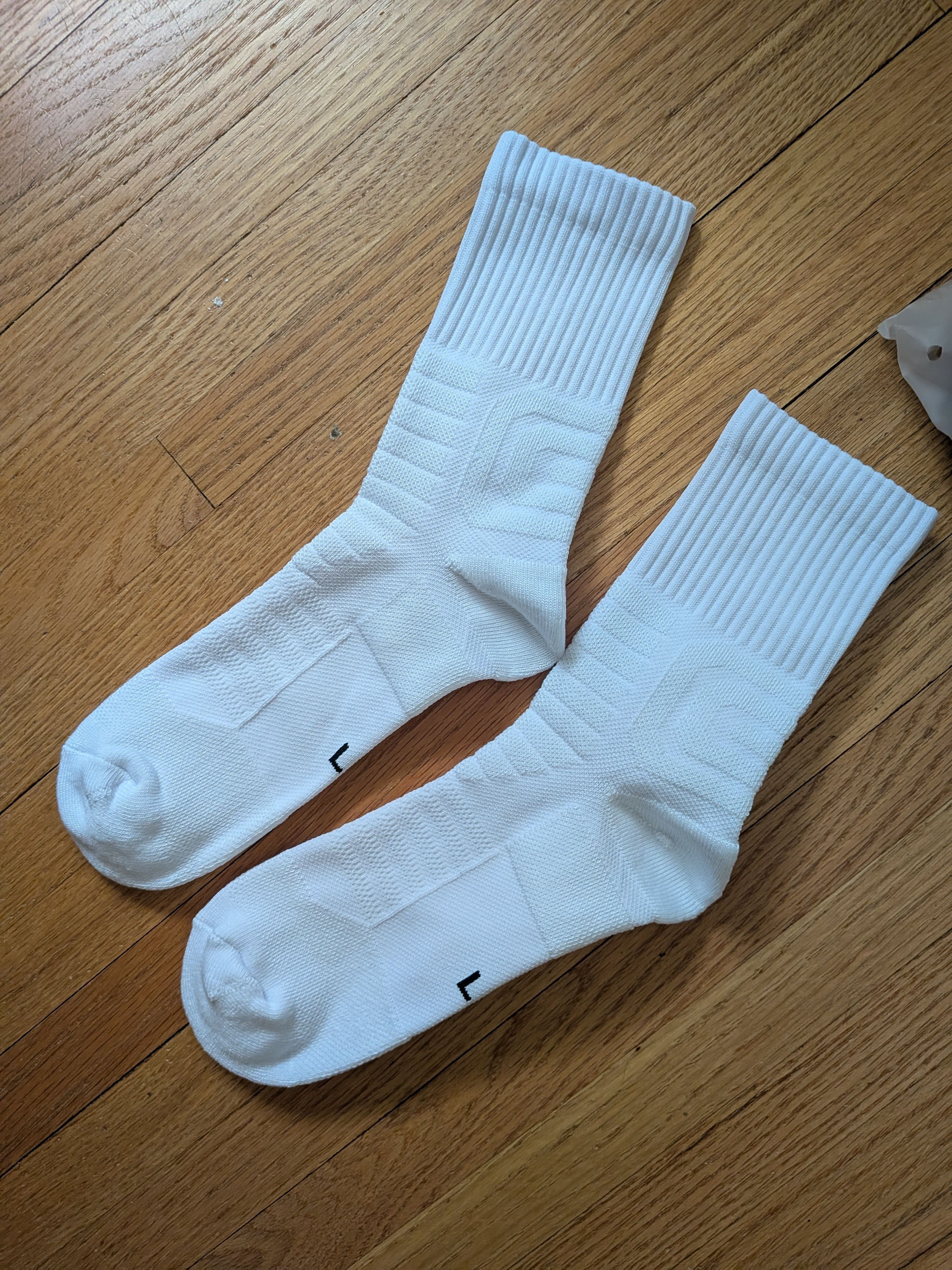 Other Opus Performance Basketball Socks (7 blk / 7 wht) Size ONE SIZE - 1 Thumbnail