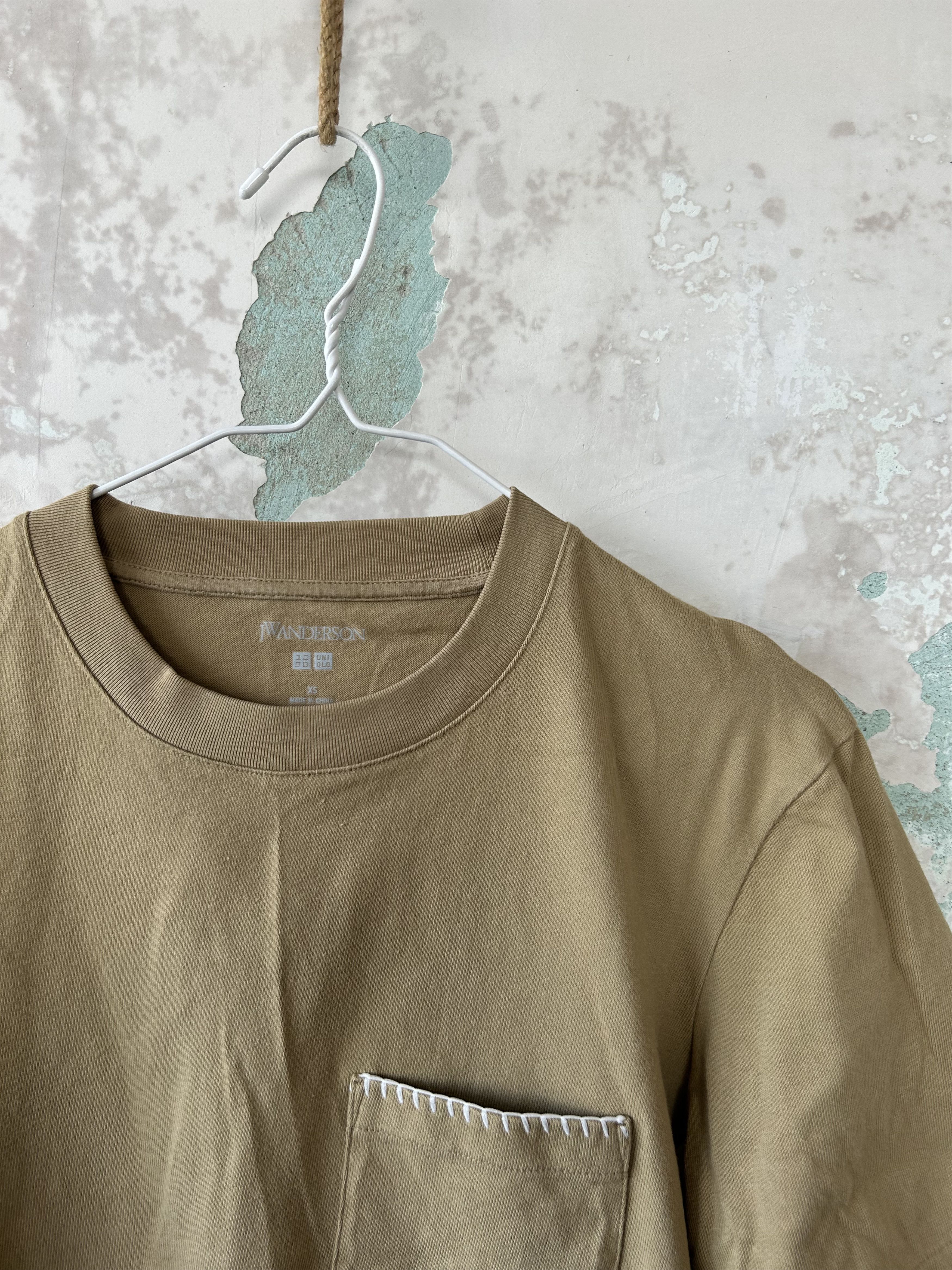 JW Anderson × Uniqlo JW ANDERSON UNIQLO SHIRT STRIPE Size US S / EU 44-46 / 1 - 3 Thumbnail