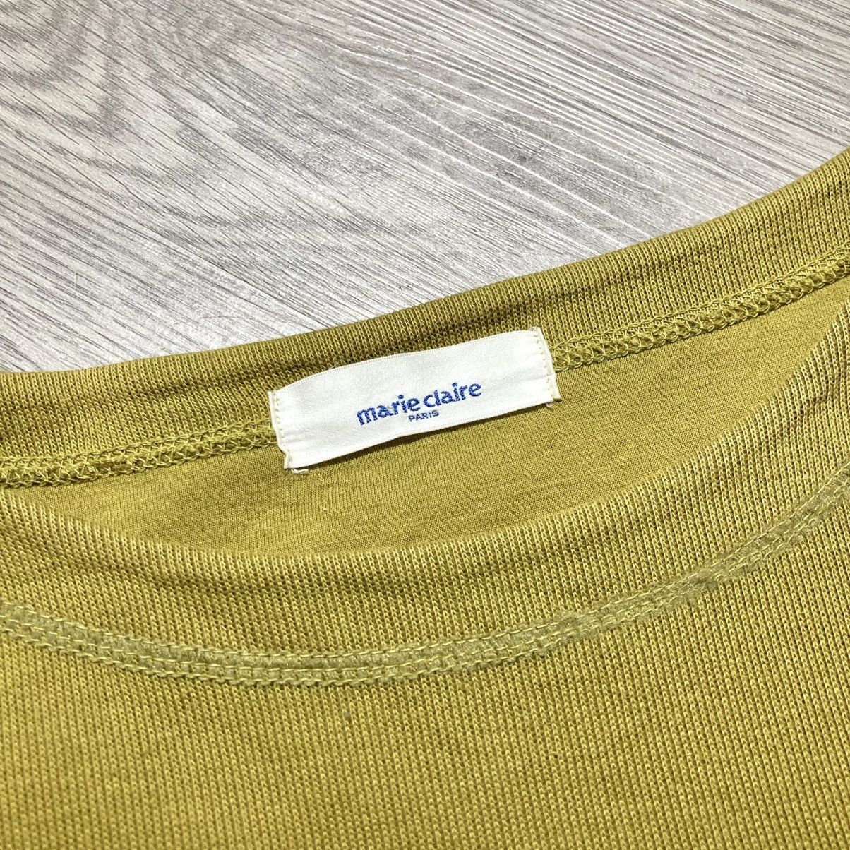 Japanese Brand 1990s Vintage Marie Claire Paris Logo Font Crewneck Luxury Size US M / EU 48-50 / 2 - 10 Thumbnail