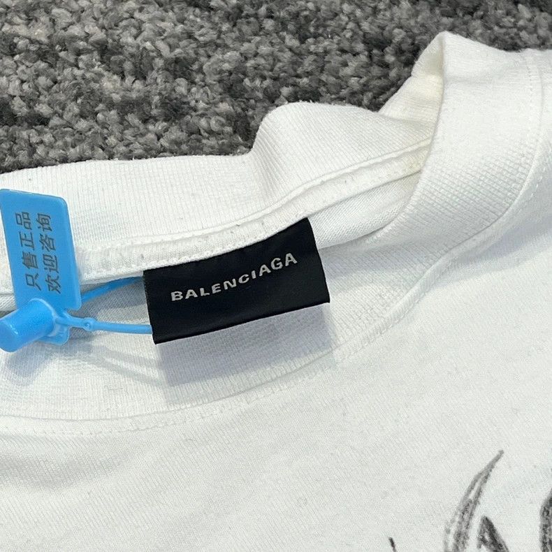 Balenciaga Balenciaga Graffiti printed short sleeves Size US M / EU 48-50 / 2 - 4 Thumbnail