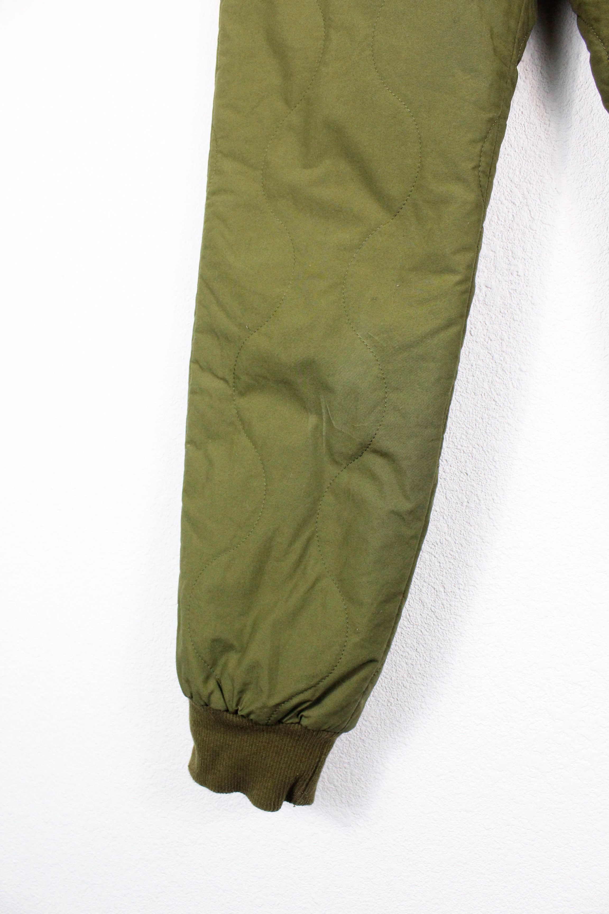 Japanese Brand × White Mountaineering White Mountaineering Primaloft Quilted Army Green Pants Size 28" / US 6 / IT 42 - 3 Thumbnail